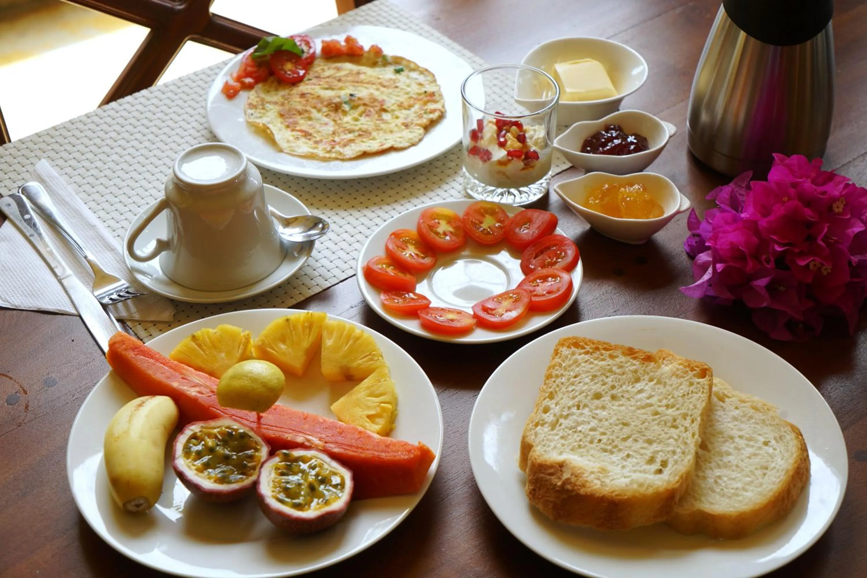 Continental breakfast in Villa Lucky Star