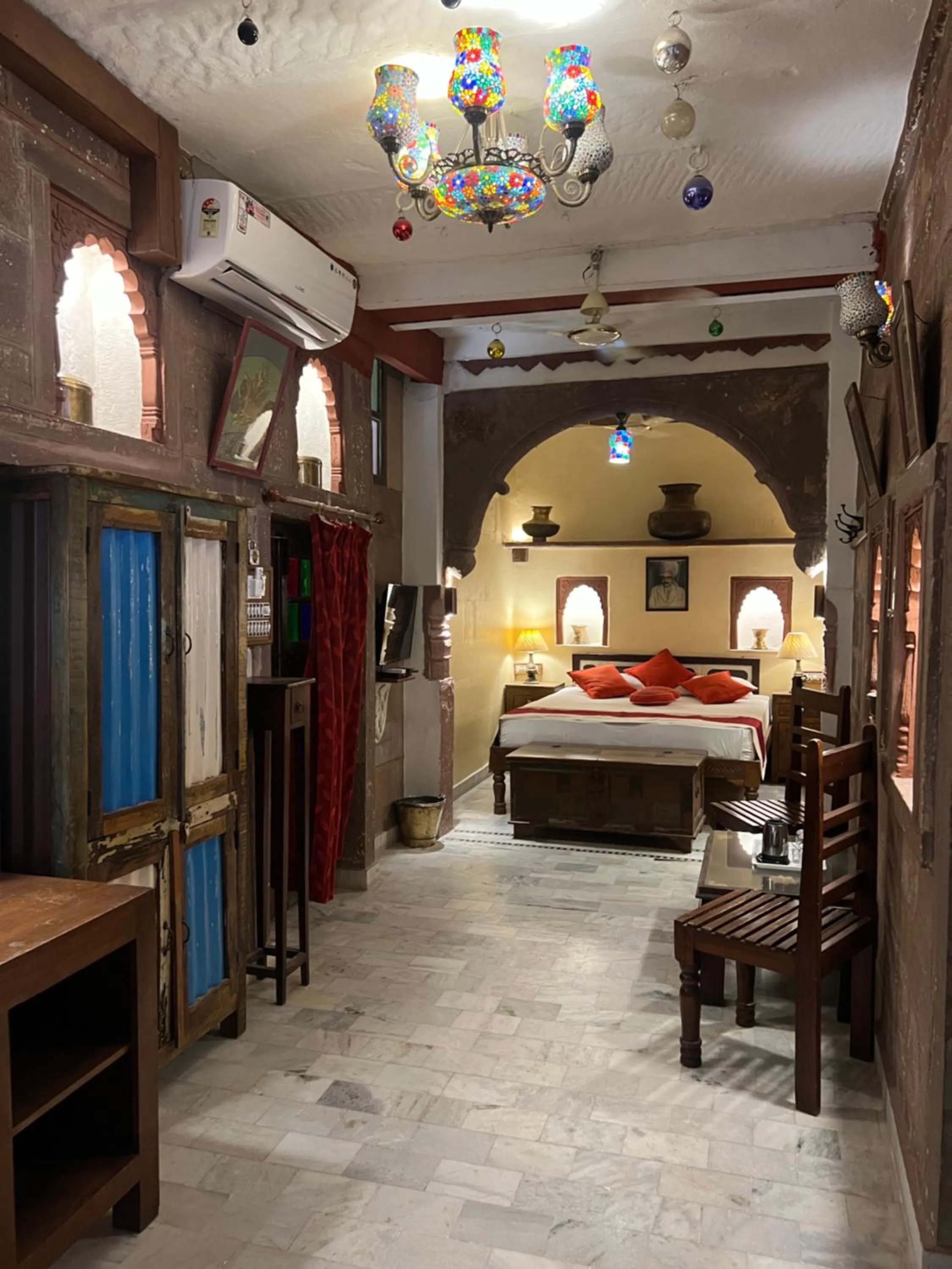 Raj Mandir Boutique Home Stay