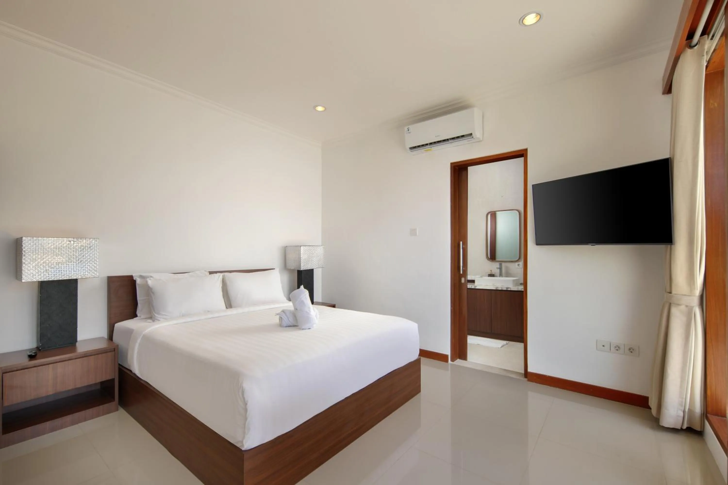 Bed in Daha Mansions Seminyak