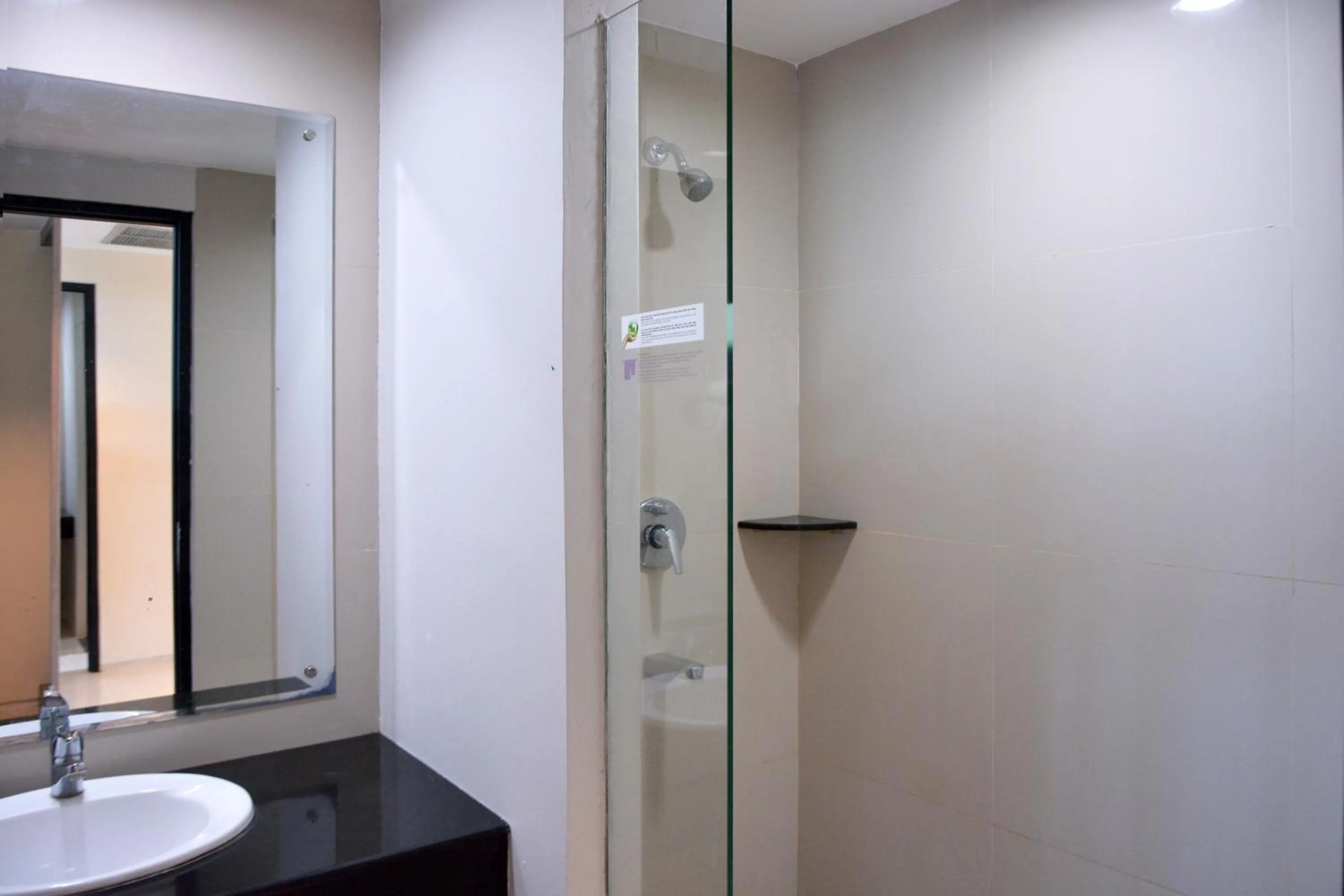 Shower in Truntum Padang