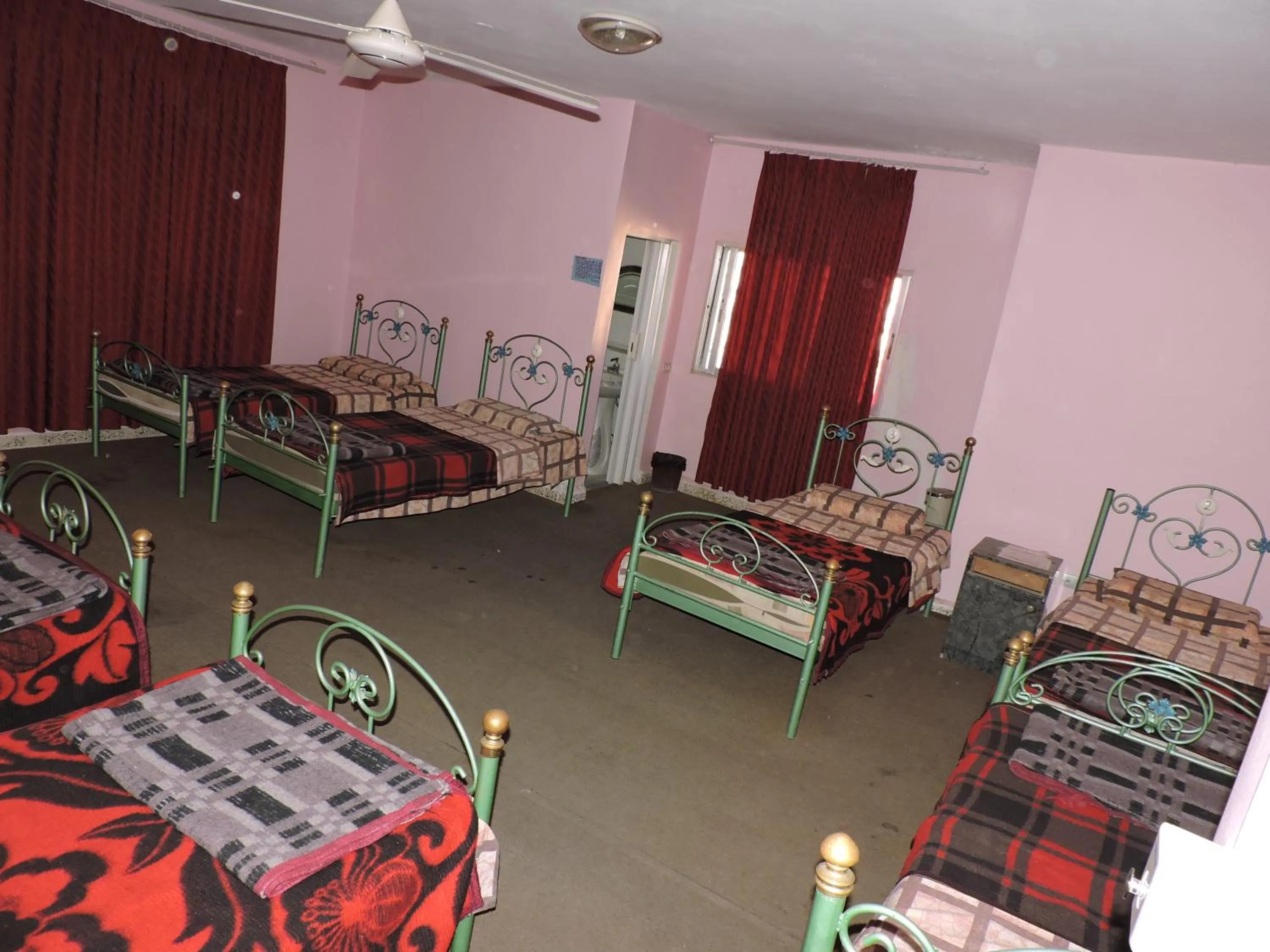 Decorative detail, Bed in Valentine Inn