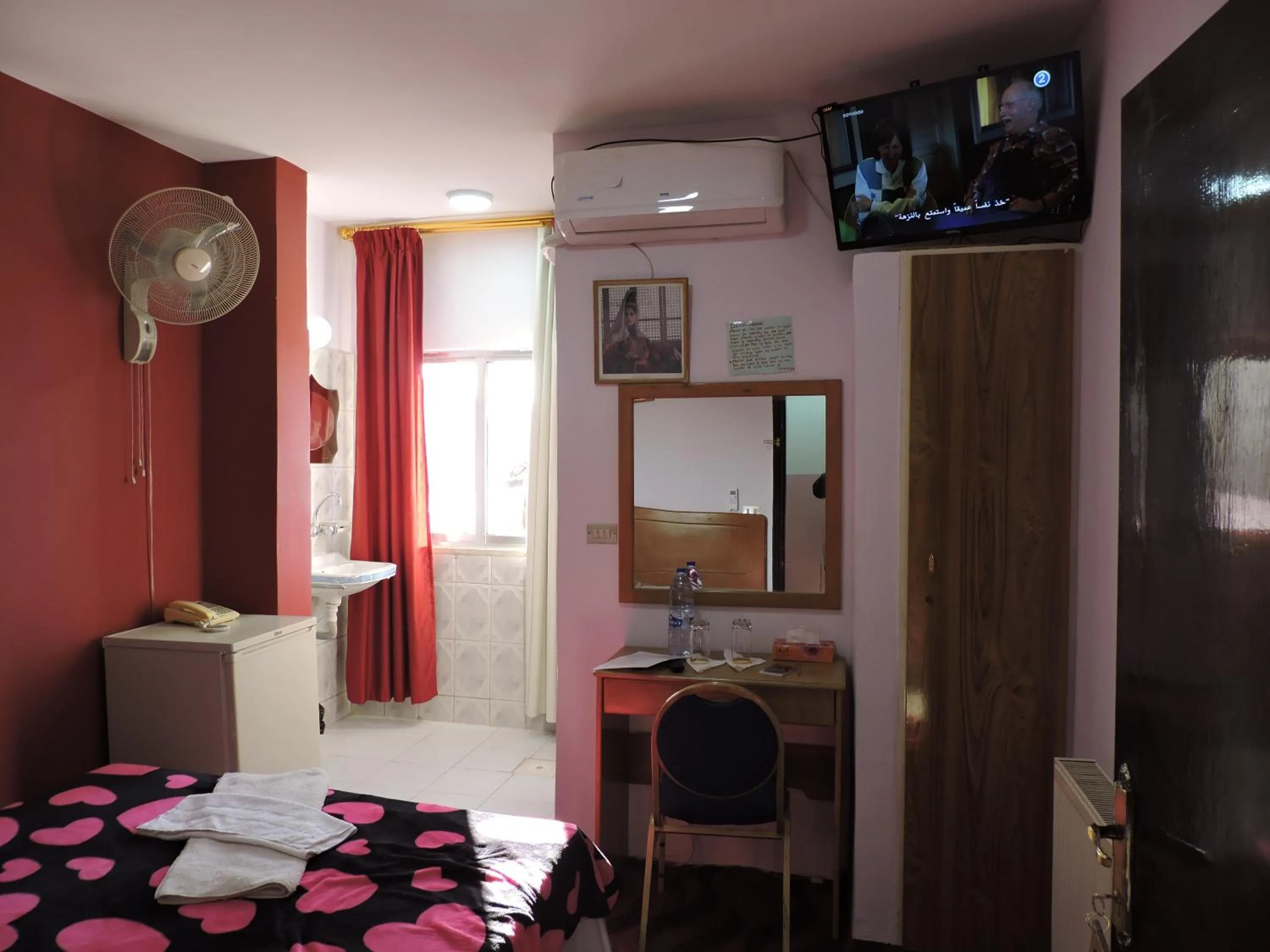 Bed in Valentine Inn