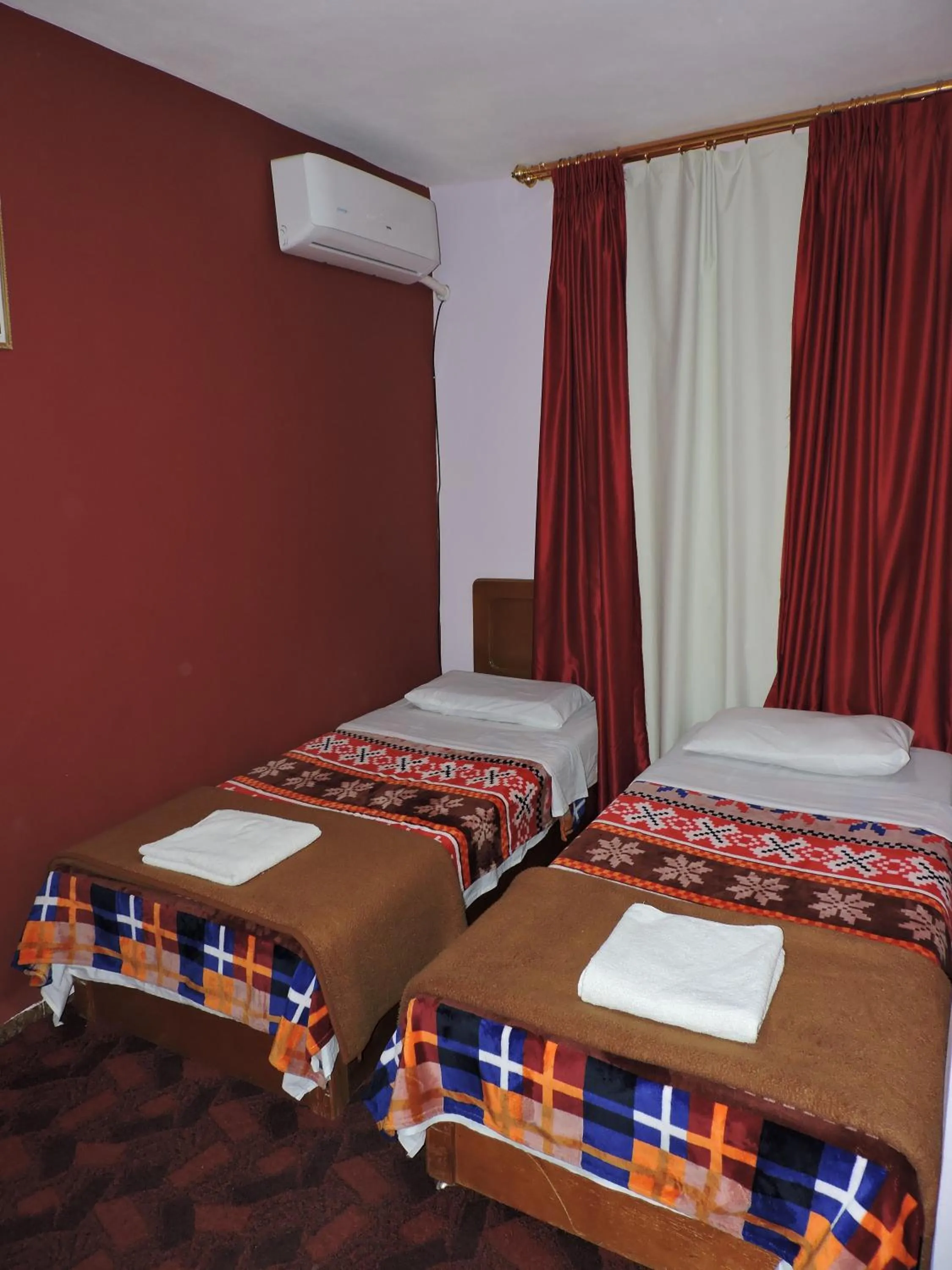 Bed in Valentine Inn