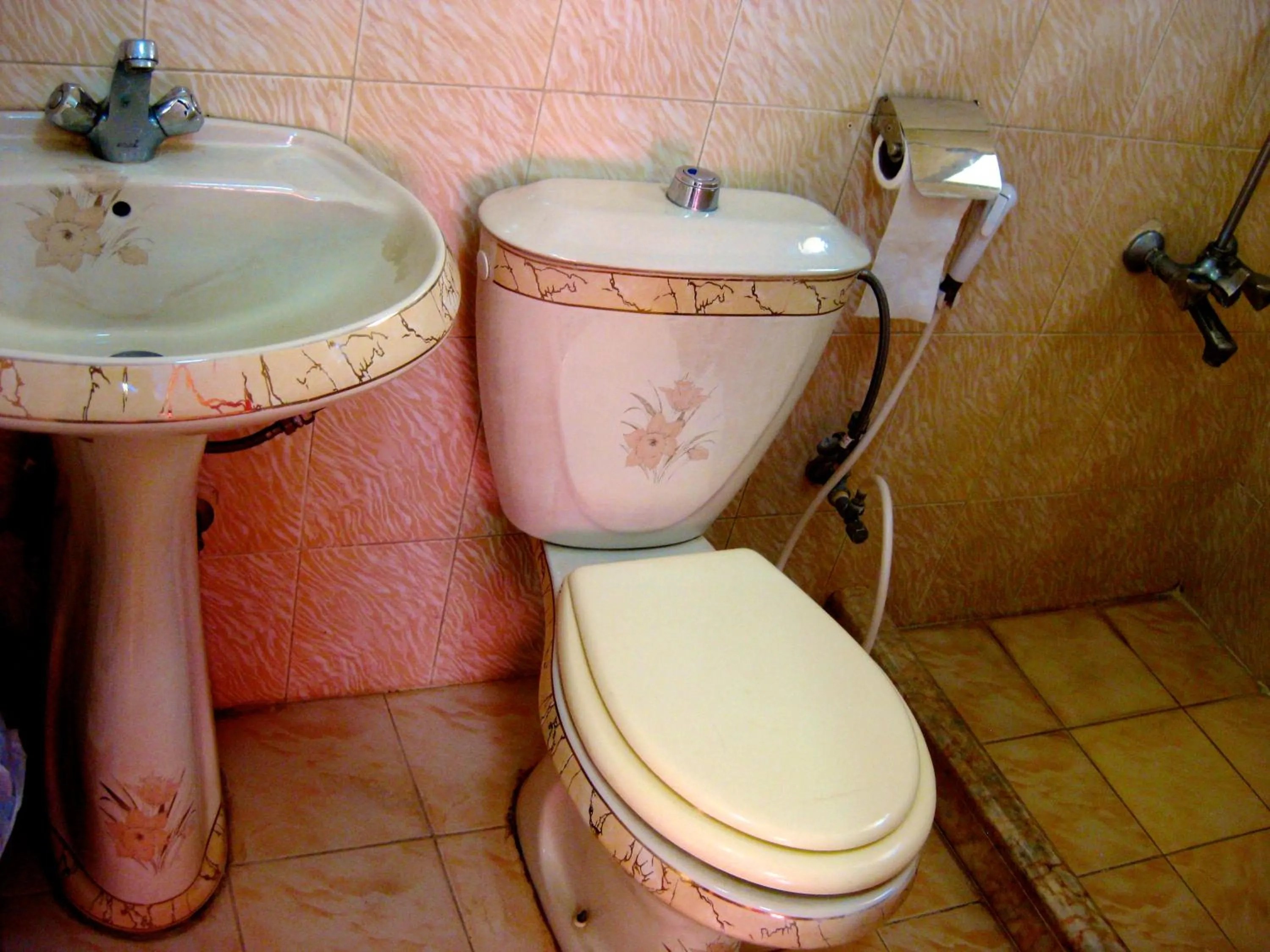 Bathroom in Valentine Inn