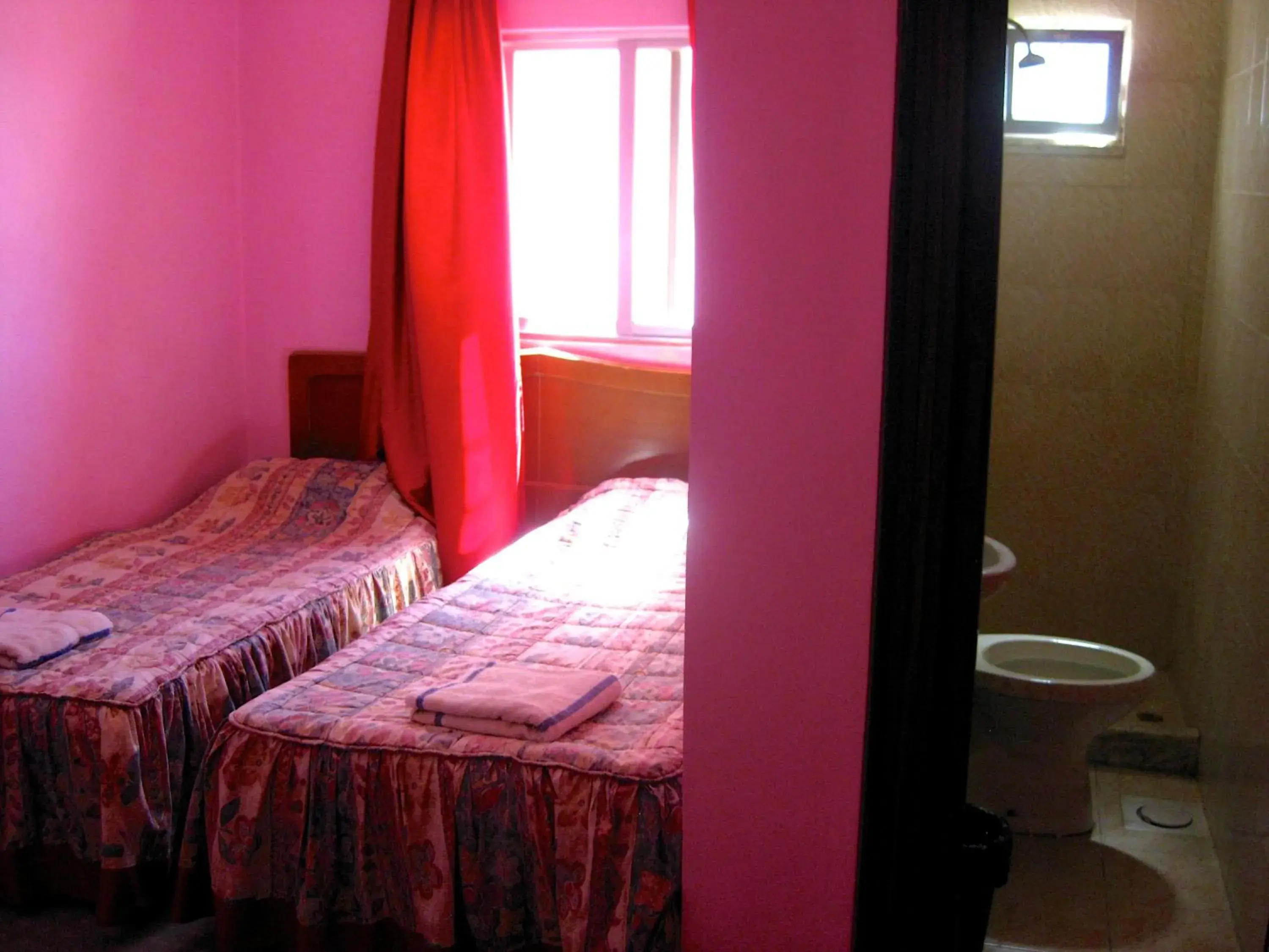 Standard Twin Room in Valentine Inn Standard Twin Room in Valentine Inn