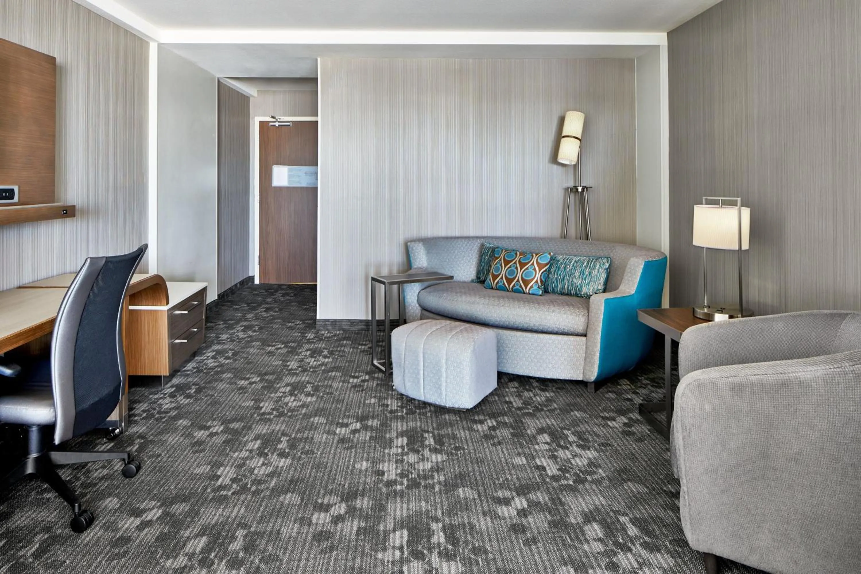 Photo of the whole room in Courtyard by Marriott Atlanta Lithia Springs