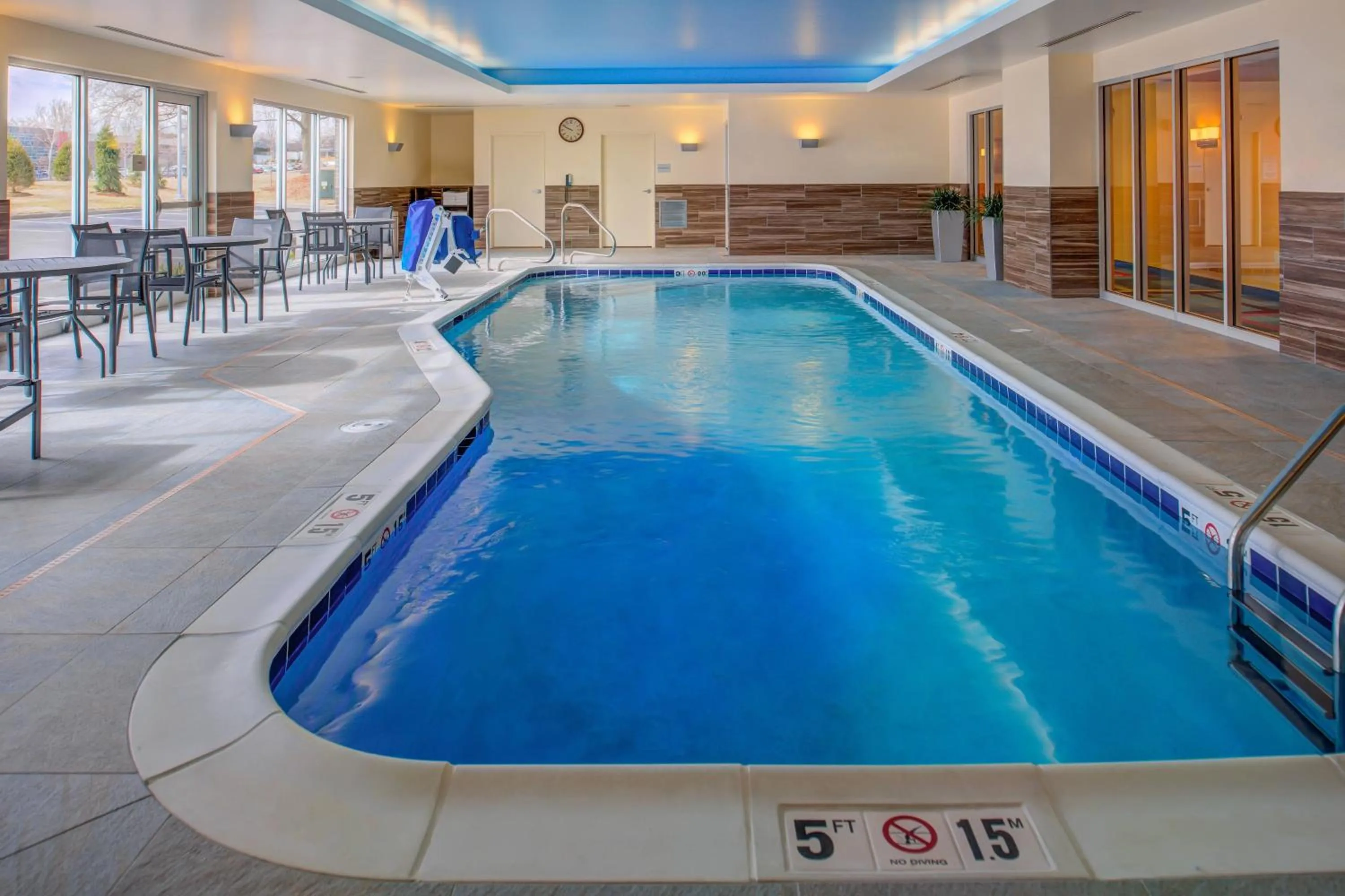 Swimming pool in Residence Inn by Marriott St. Louis Westport