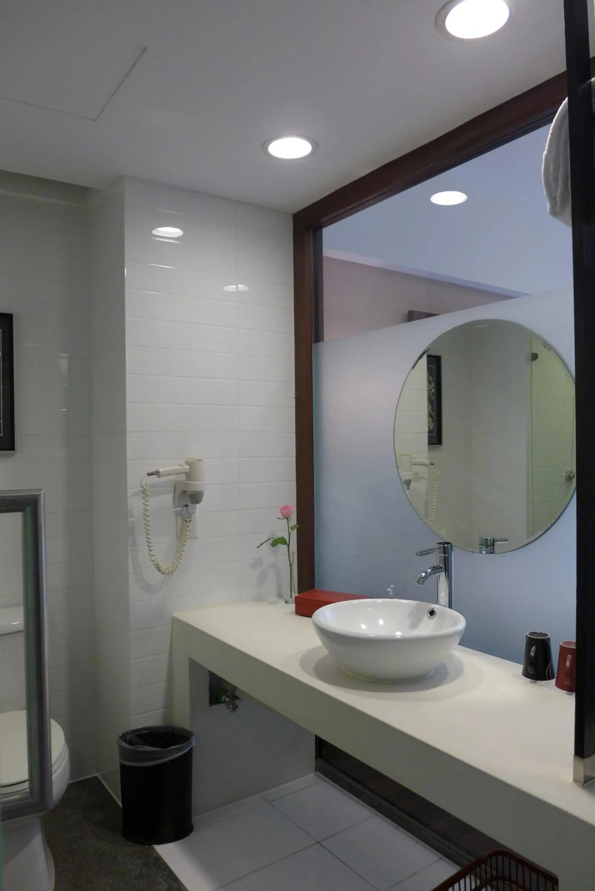Bathroom in SSAW Boutique Hotel Hangzhou West Lake Yilian