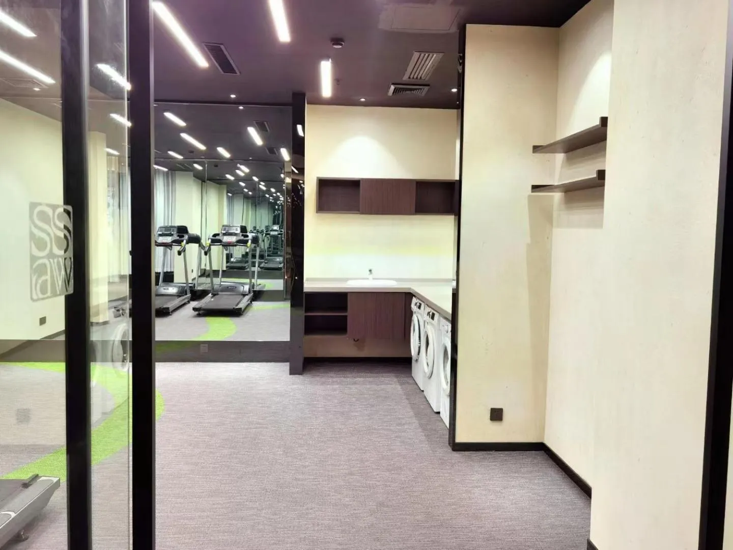 washing machine in SSAW Boutique Hotel Hangzhou West Lake Yilian