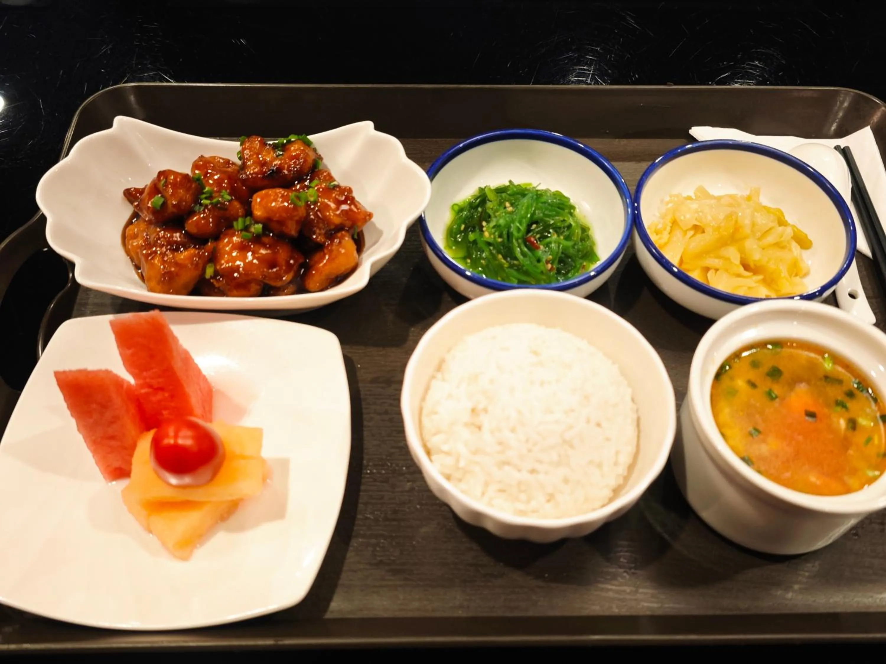 Restaurant/places to eat in SSAW Boutique Hotel Hangzhou West Lake Yilian