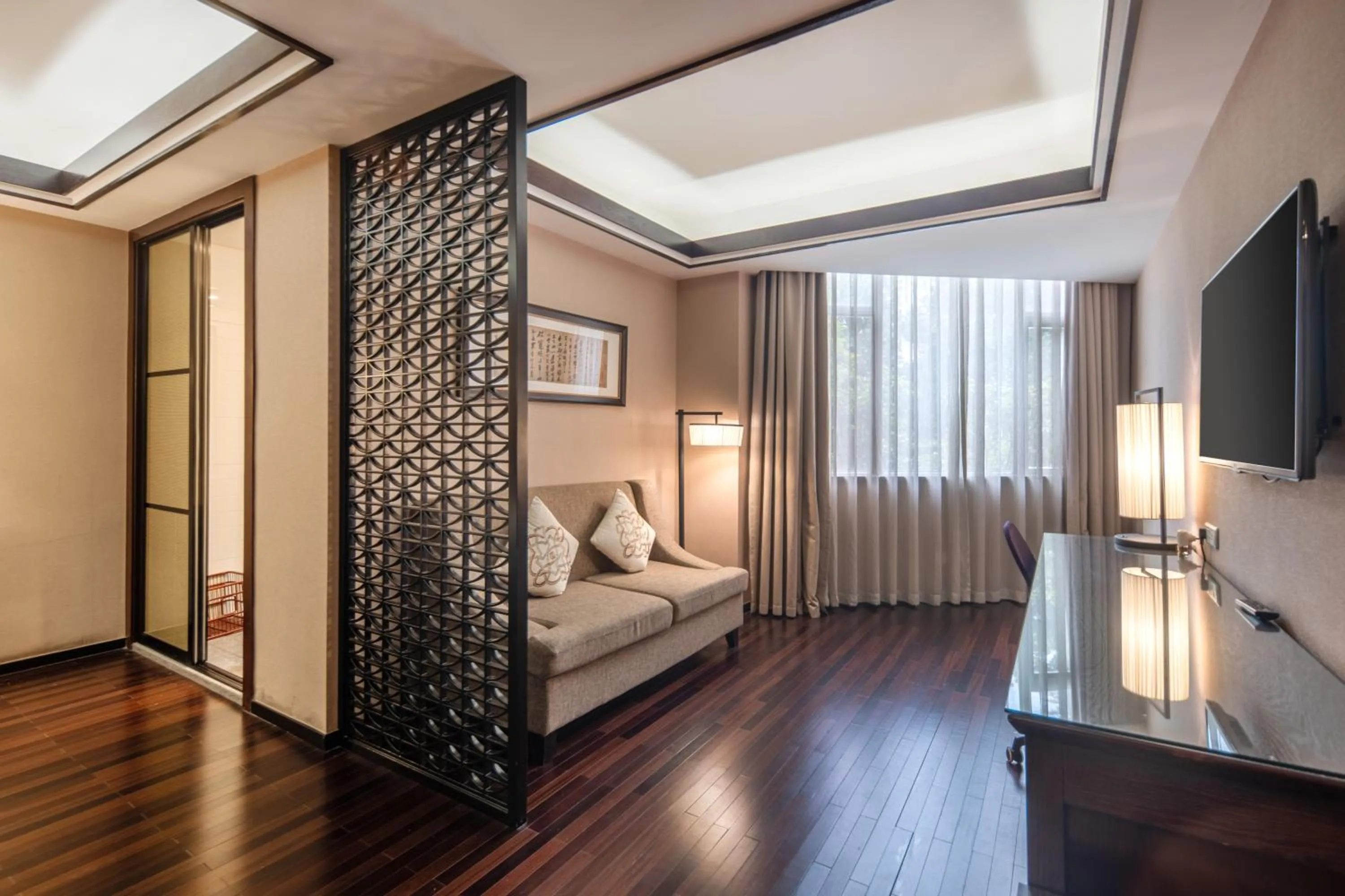 Living room, Bed in SSAW Boutique Hotel Hangzhou West Lake Yilian