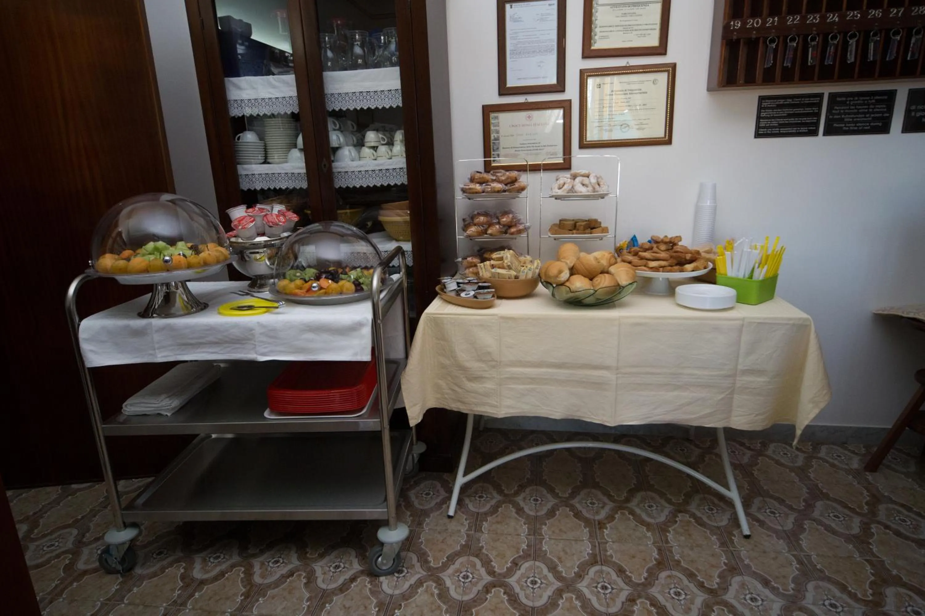 Food in Albergo Europa