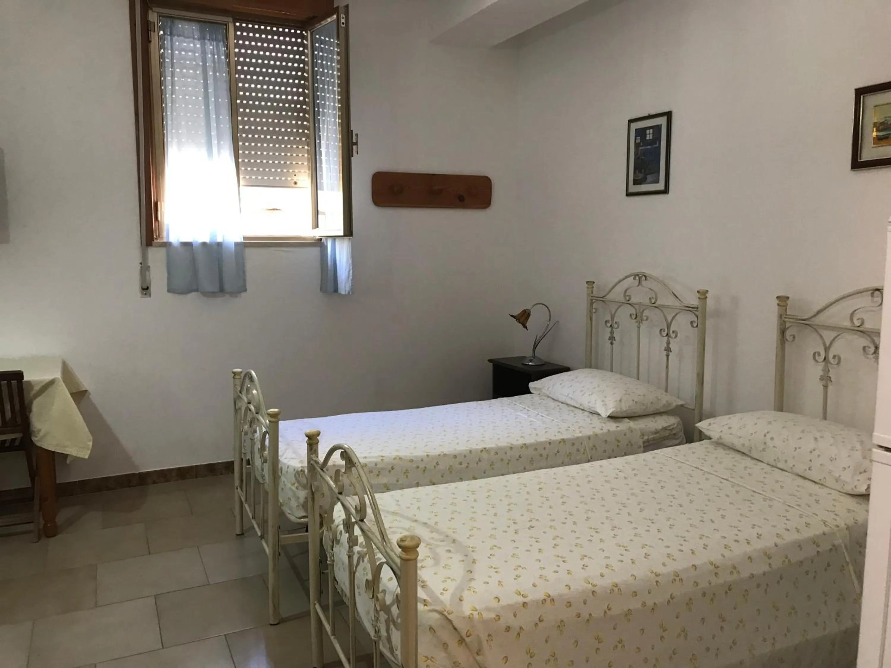 Bedroom, Bed in Albergo Europa