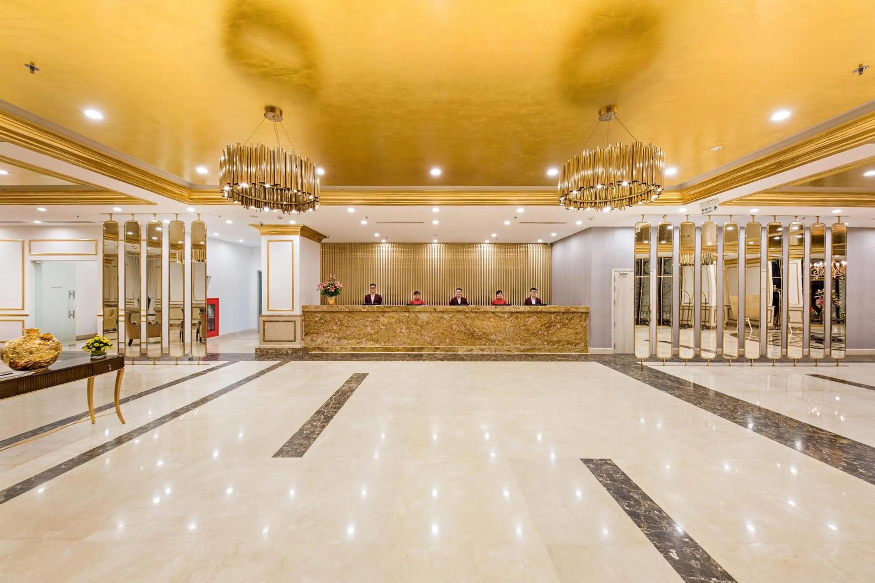 Lobby or reception in Wyndham Danang Golden Bay - Free Shuttle Bus to Beach