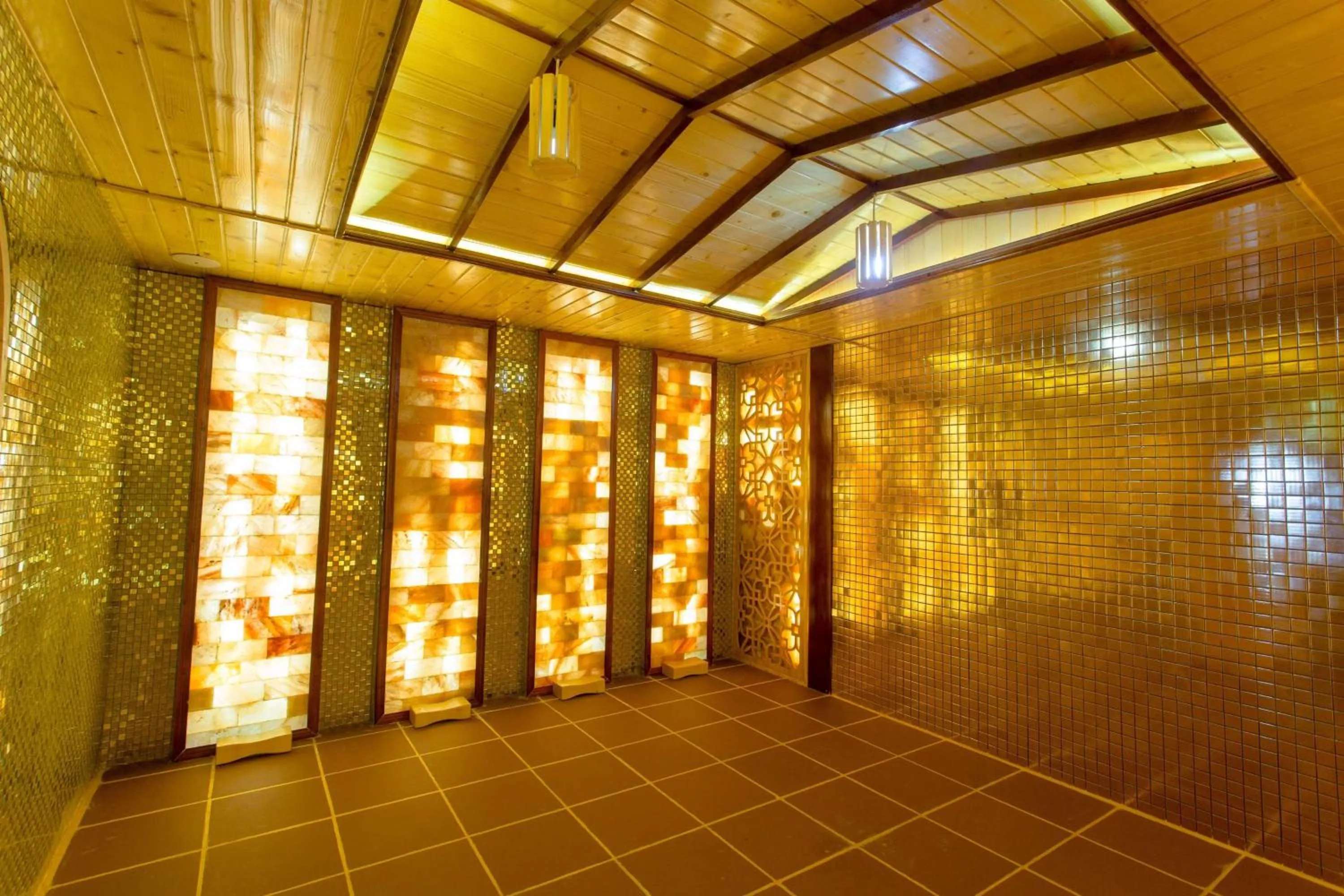 Fitness centre/facilities in Wyndham Danang Golden Bay - Free Shuttle Bus to Beach