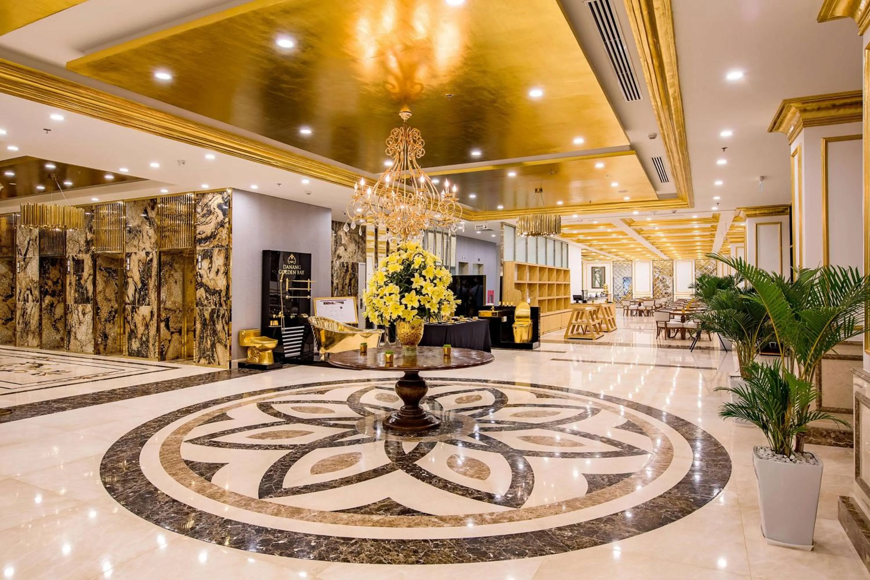 Lobby or reception in Wyndham Danang Golden Bay - Free Shuttle Bus to Beach