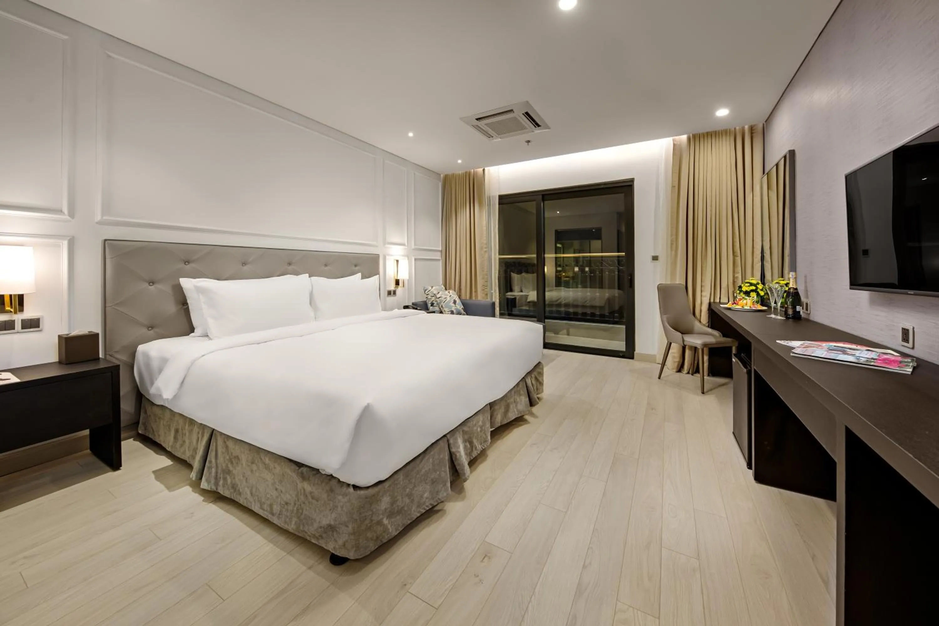 Bedroom, Bed in Wyndham Danang Golden Bay - Free Shuttle Bus to Beach