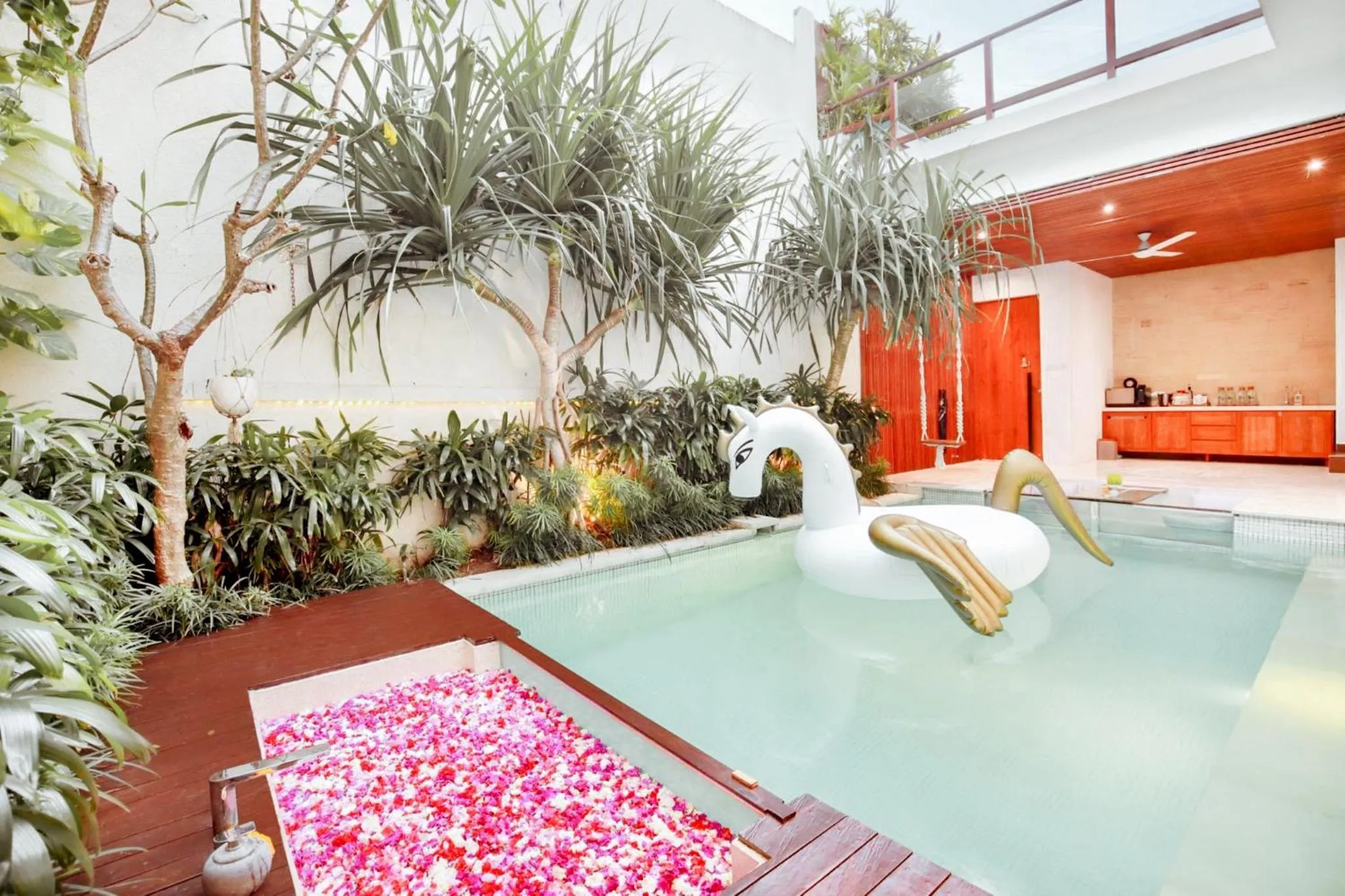 Swimming pool in Sana Vie Villa Seminyak by Ini Vie Hospitality