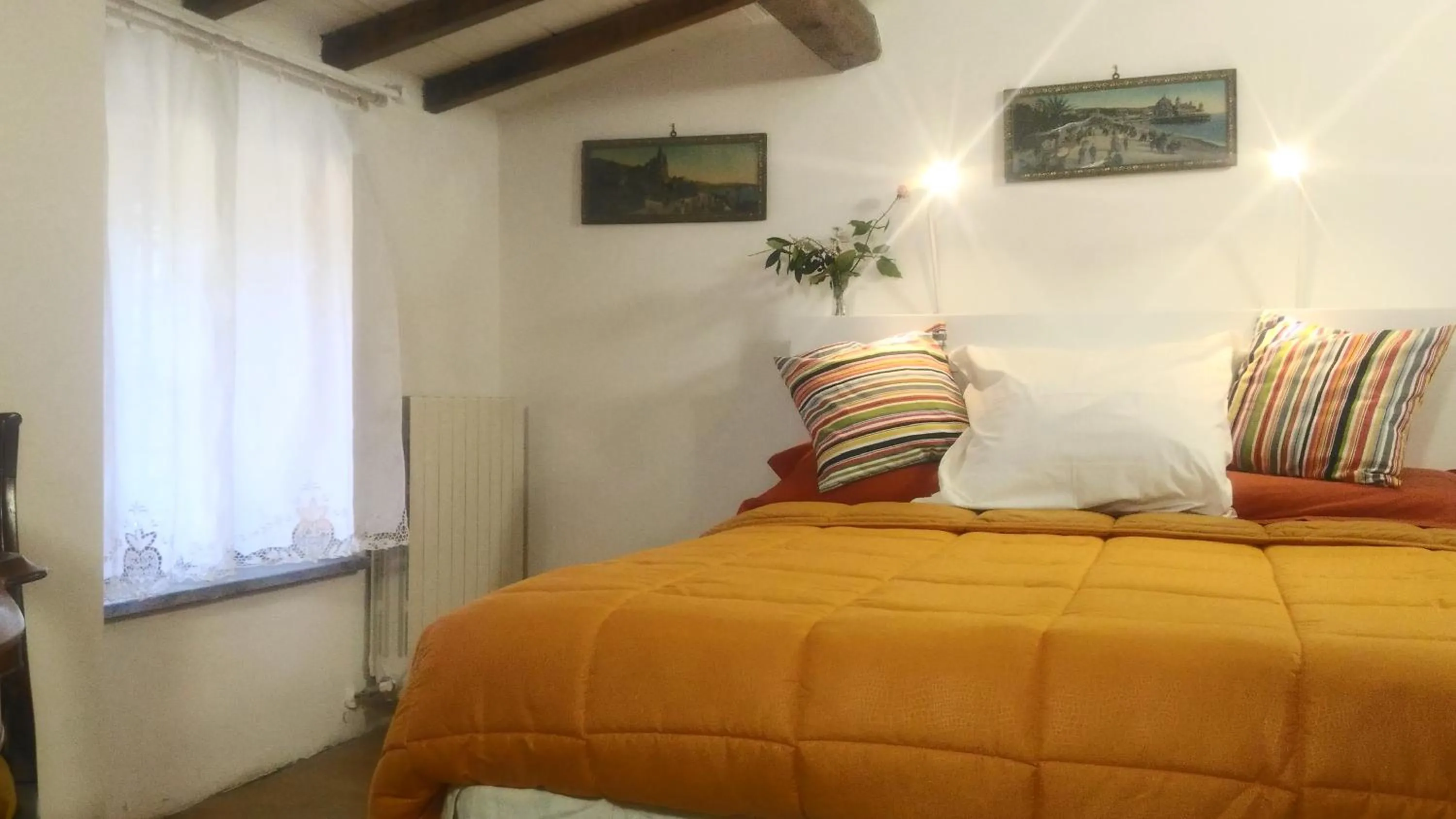 Bedroom, Bed in Baduerughe - ValledelLago