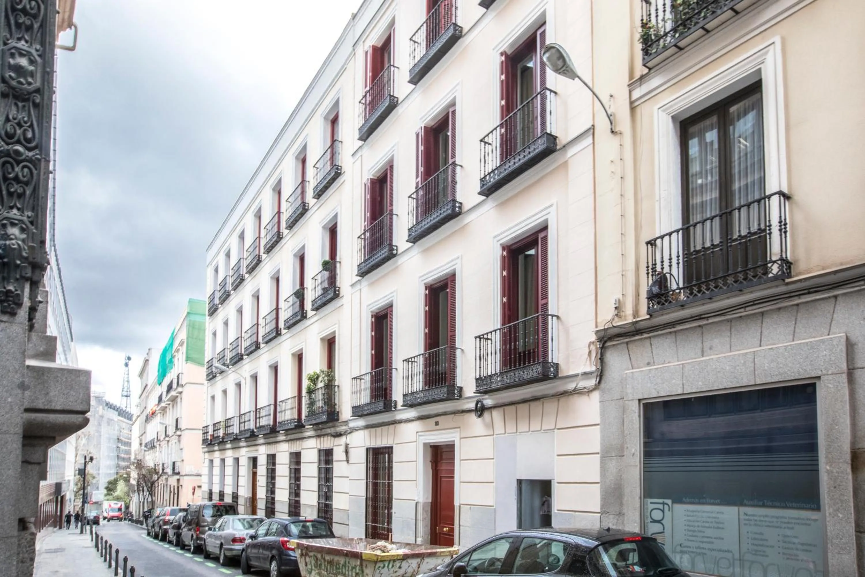 Facade/entrance in Slow Suites Bellas Artes