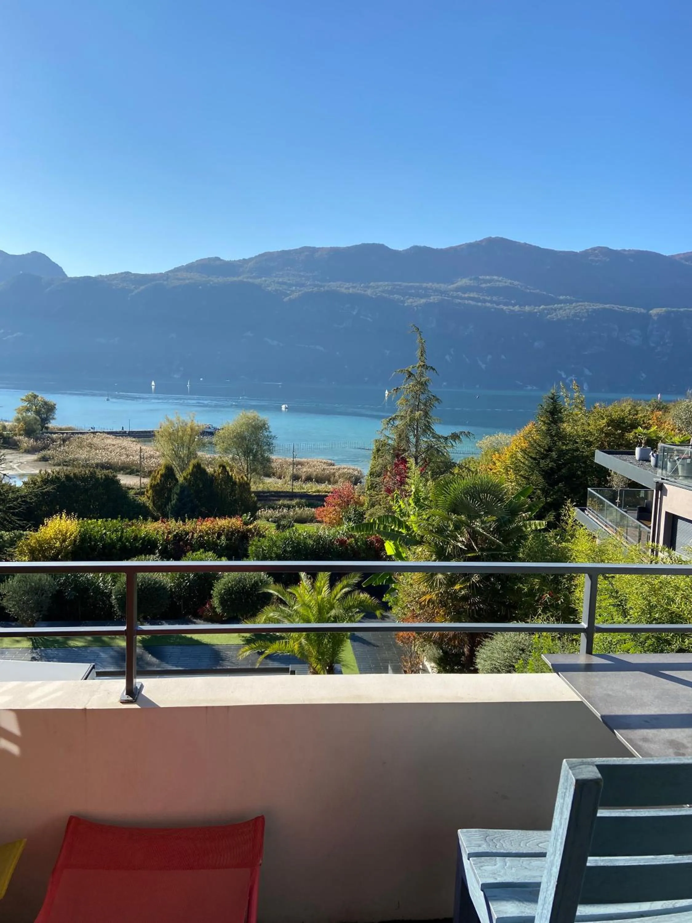 Property building in Les Suites du Lac