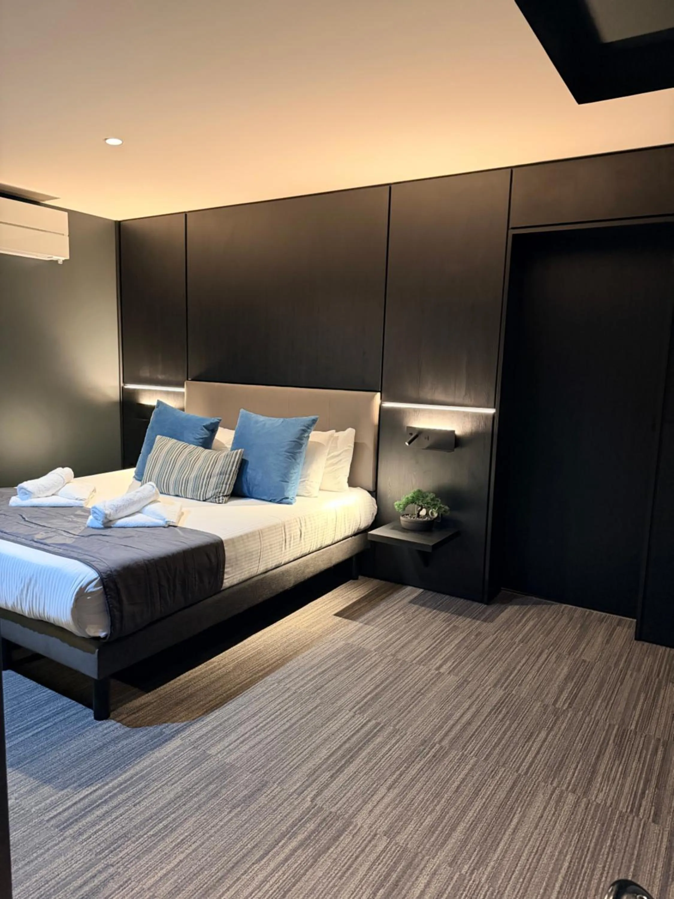 Bed in Les Suites du Lac