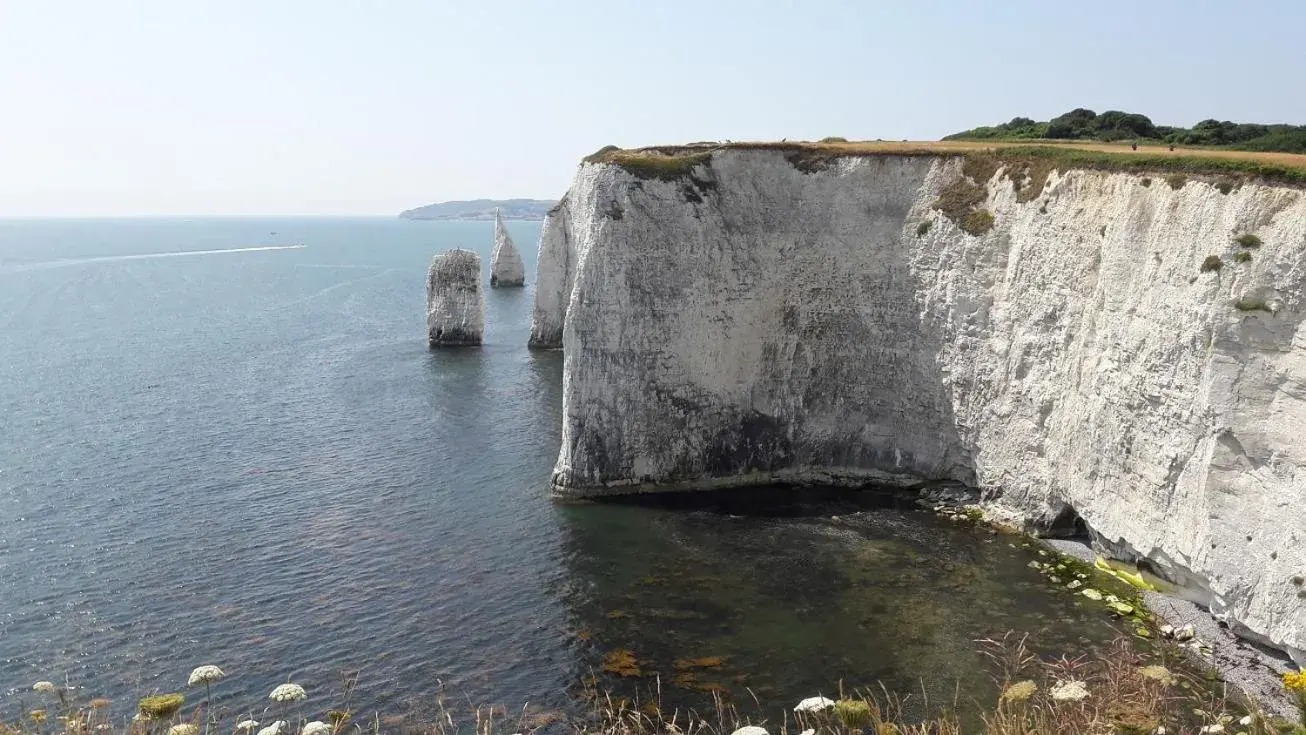 Jonti Bed And Breakfast Jonti Bed And Breakfast