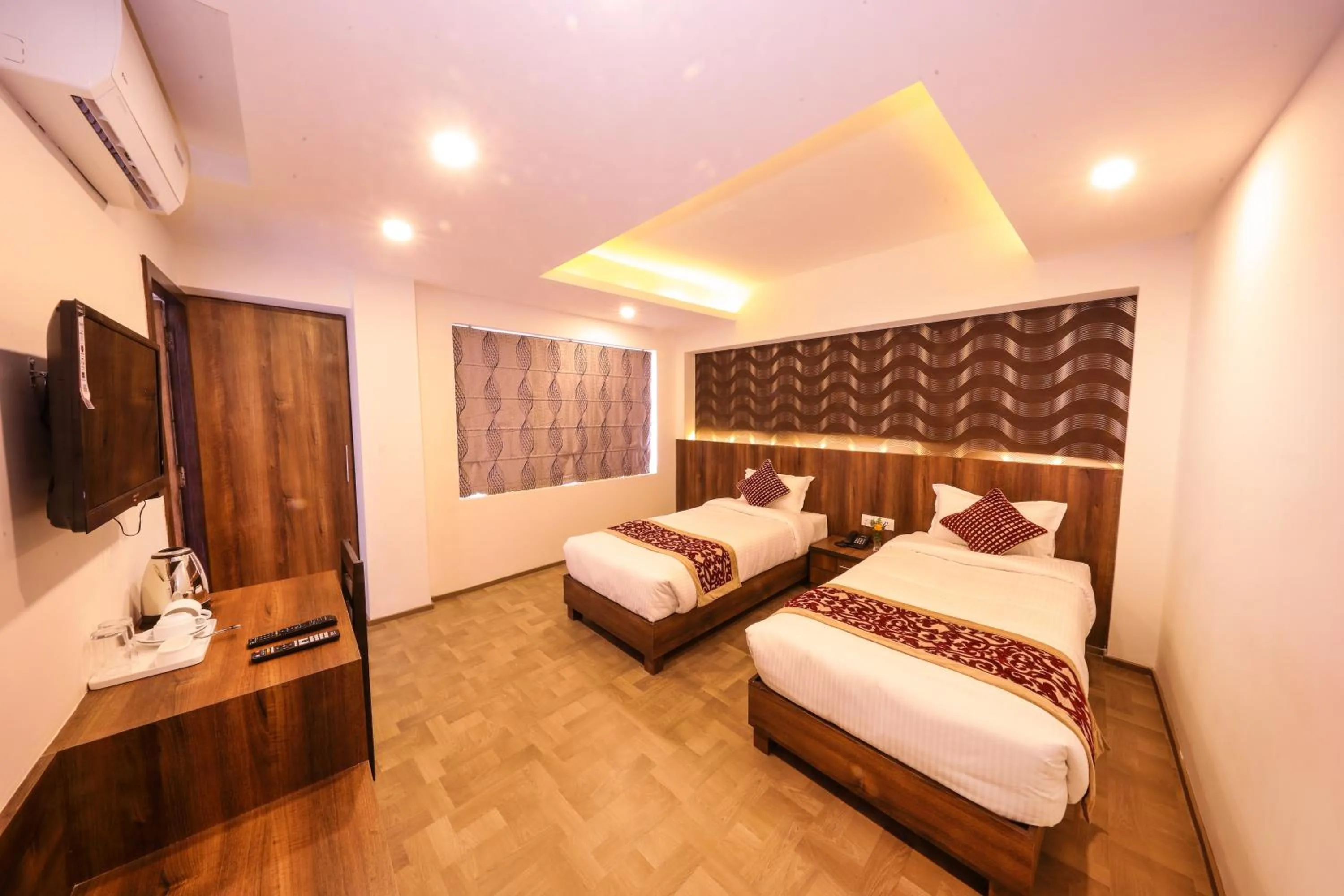 Bedroom, Bed in Hotel Next Home formerly Hotel Royal Suite