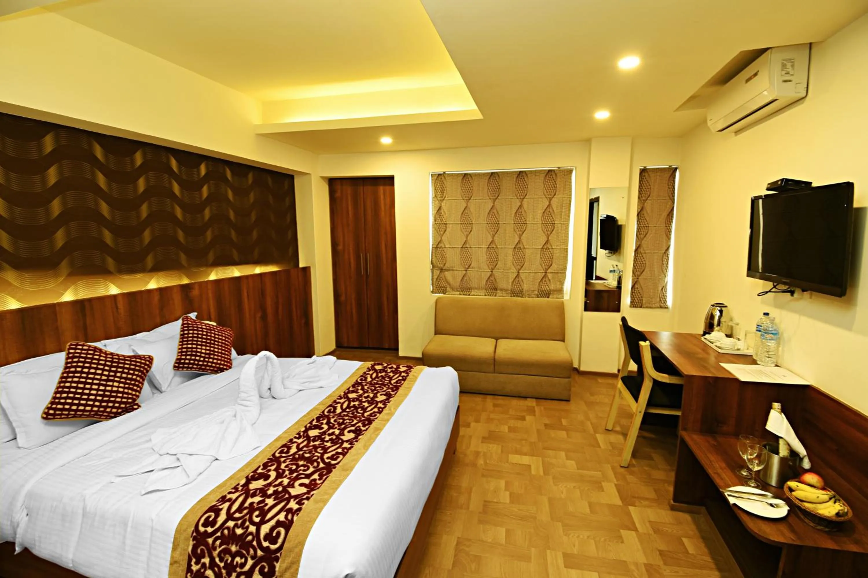 Bedroom, Bed in Hotel Next Home formerly Hotel Royal Suite