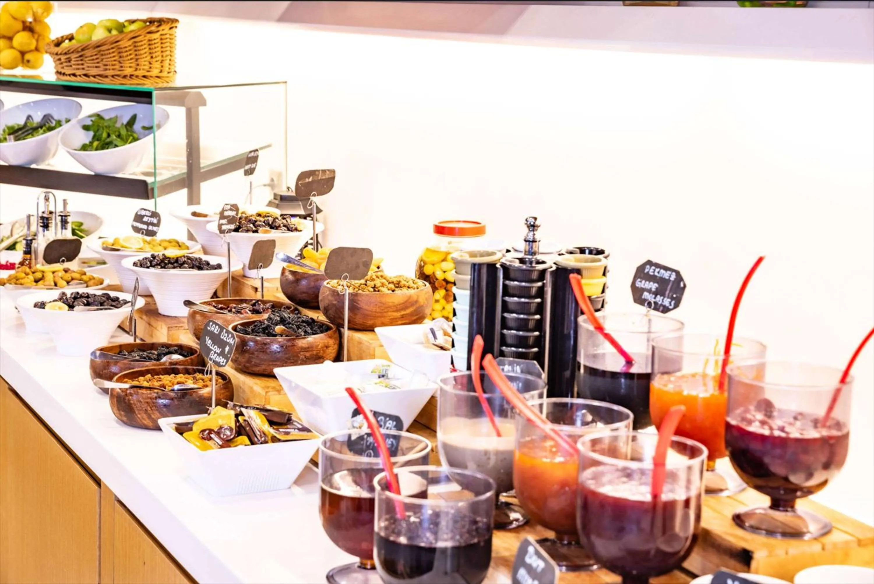 Restaurant/places to eat in Ramada by Wyndham Istanbul Alibeykoy