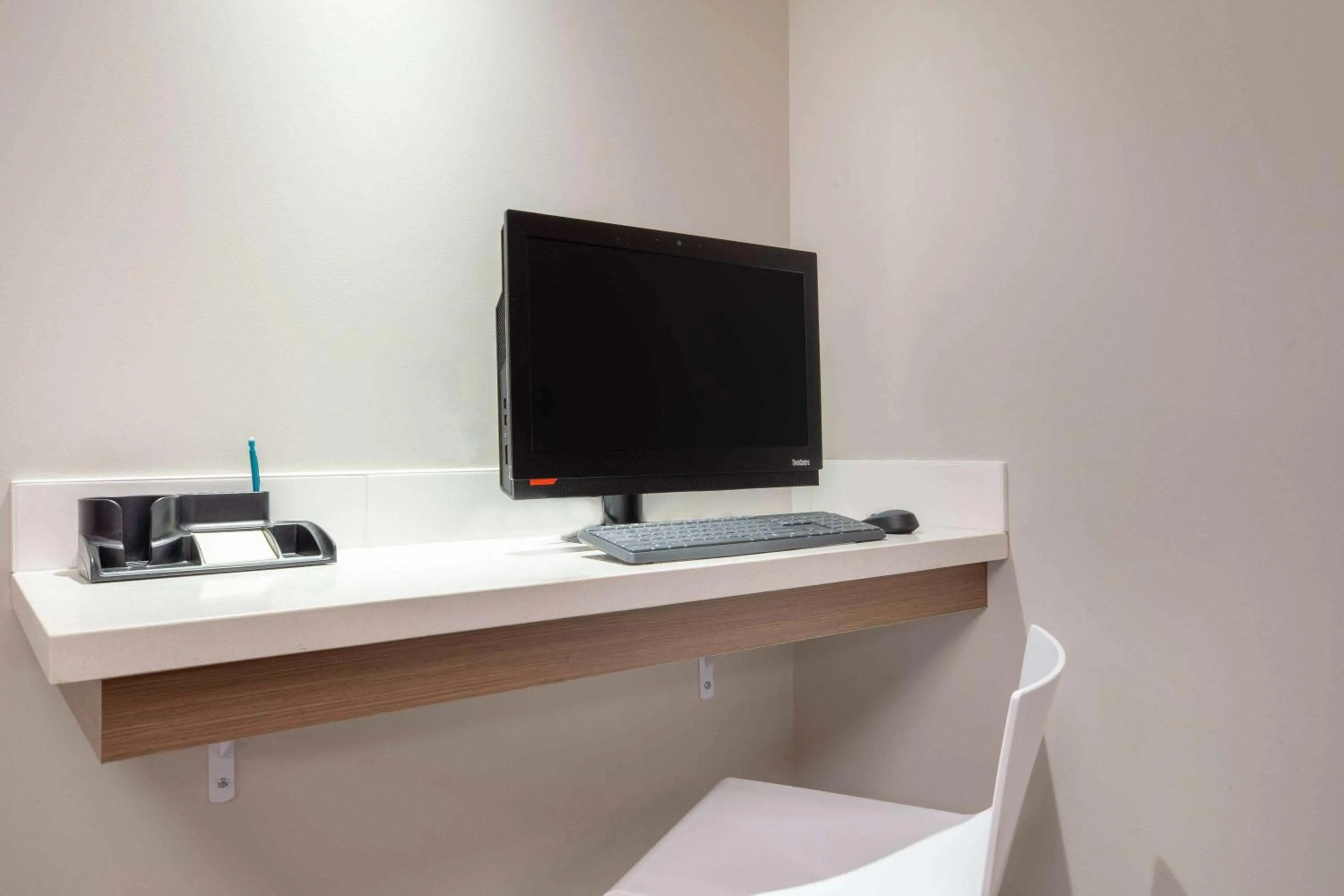 Business facilities in Microtel Inn & Suites by Wyndham Fort McMurray