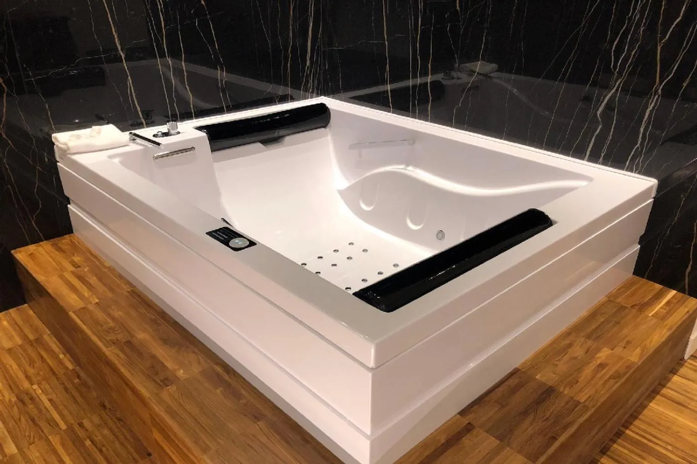 Hot Tub in Fonte Del Benessere Resort