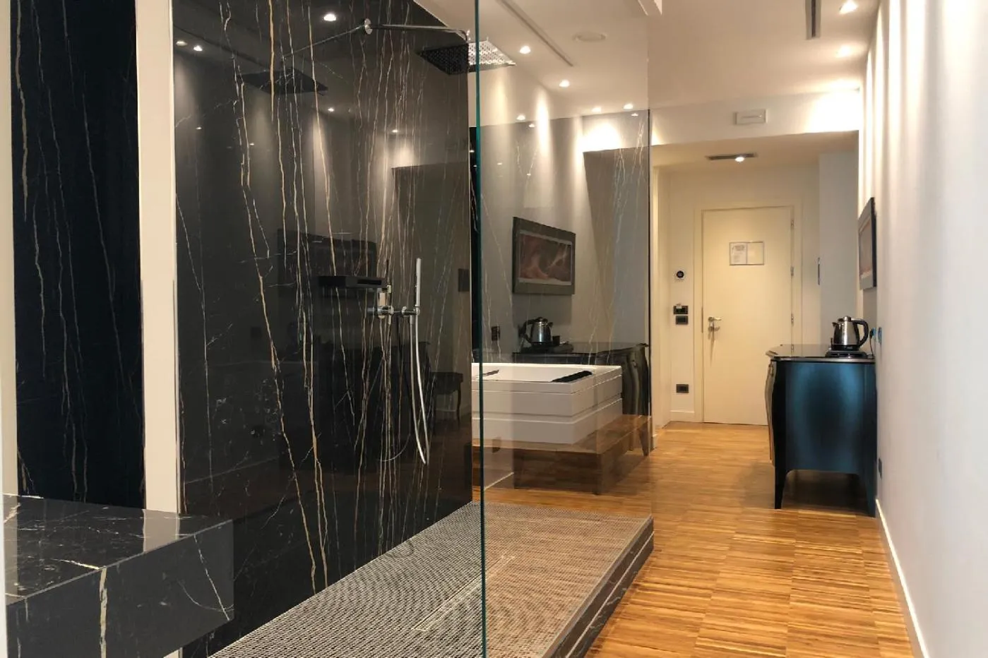 Shower in Fonte Del Benessere Resort