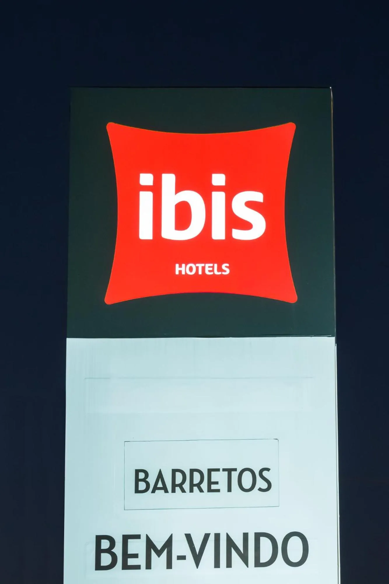 Property logo or sign in ibis Barretos
