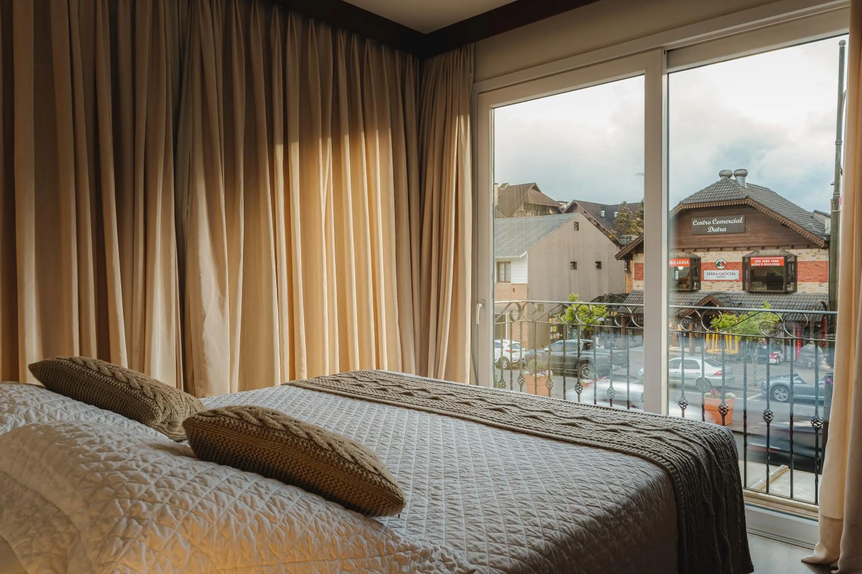 City view, Bed in Micheline Hotel Tricot - ao lado da Rua Coberta