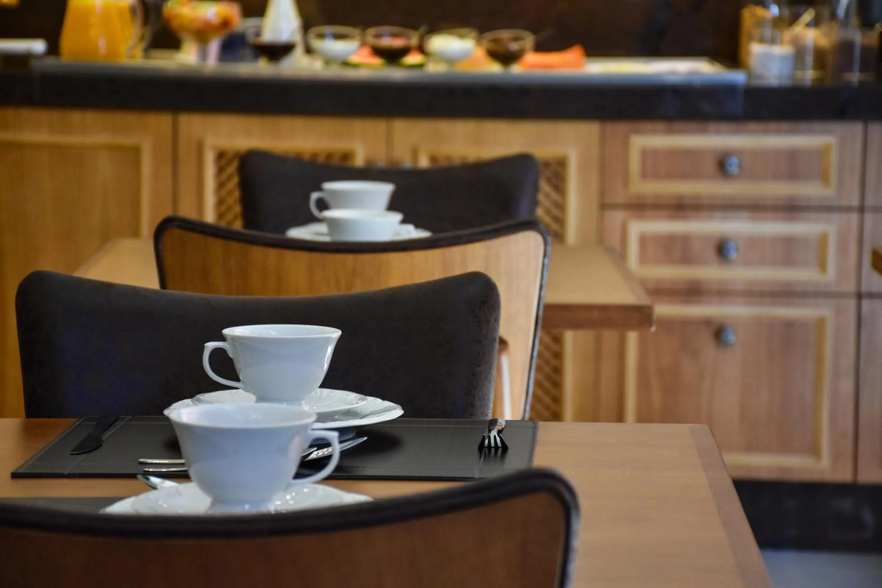 Buffet breakfast in Micheline Hotel Tricot - ao lado da Rua Coberta