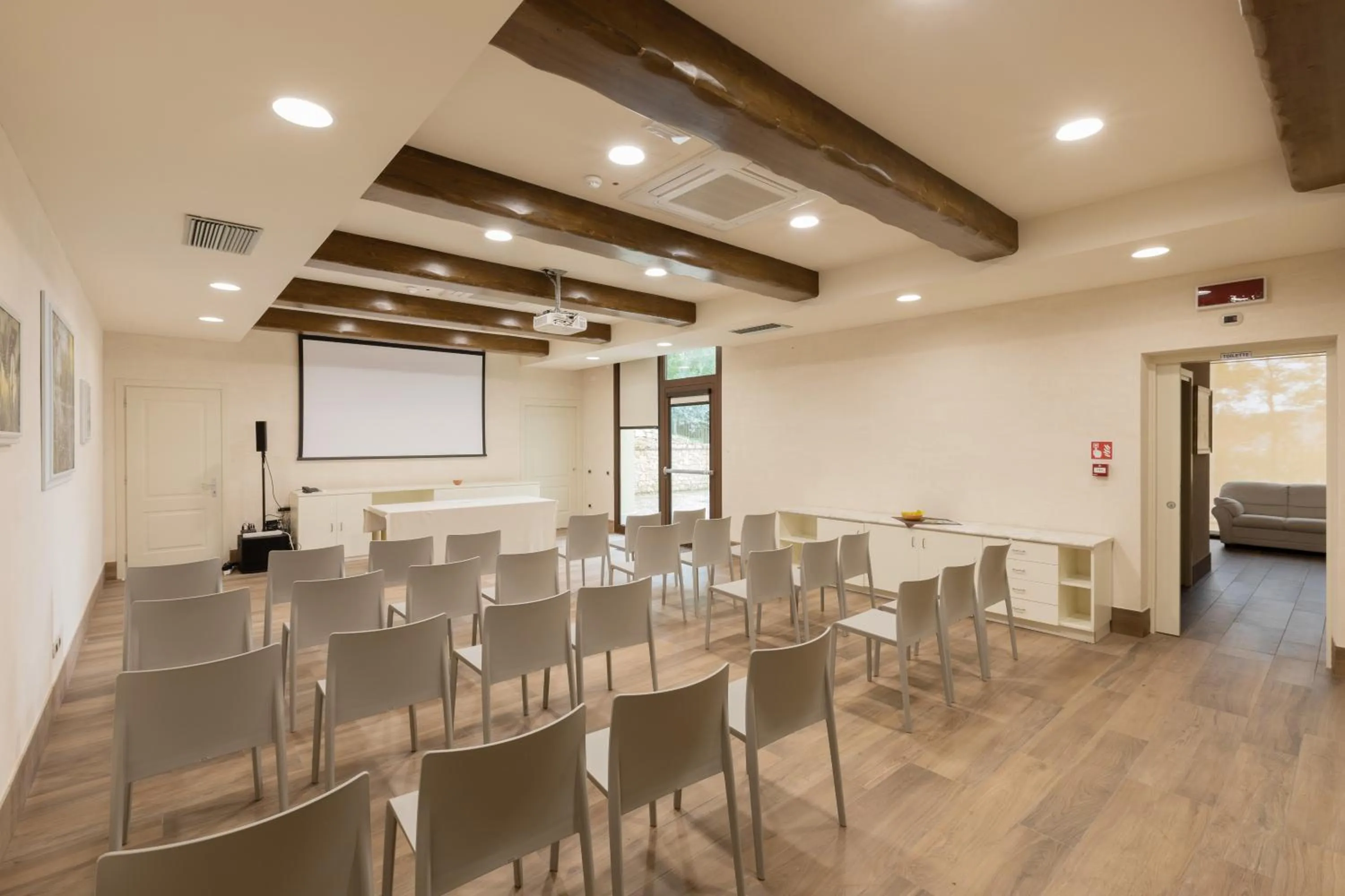 Business facilities in Sporting Hotel San Felice
