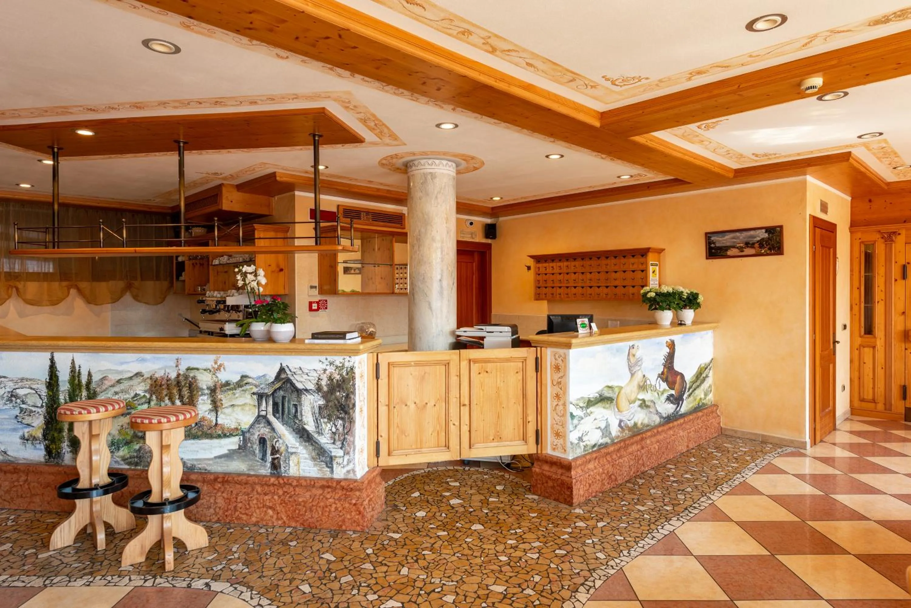 Lobby or reception in Sporting Hotel San Felice