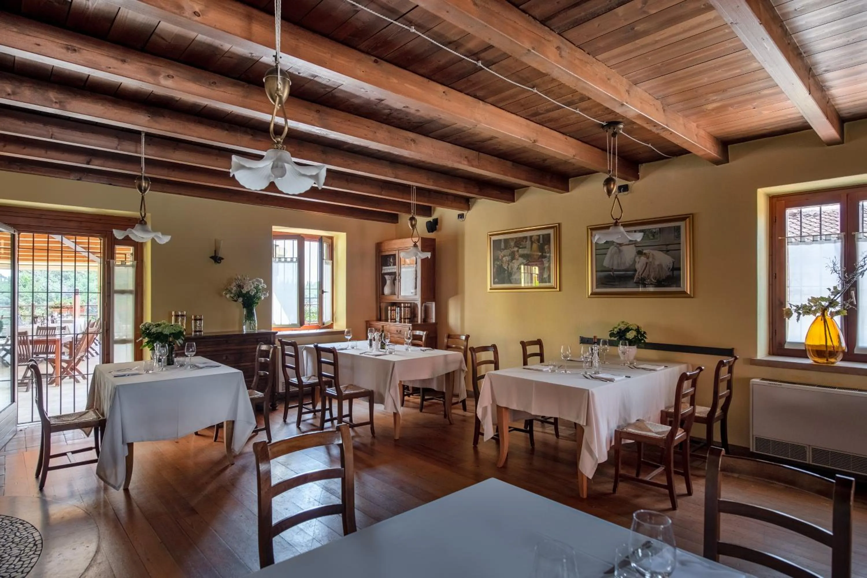 Restaurant/places to eat in Sporting Hotel San Felice