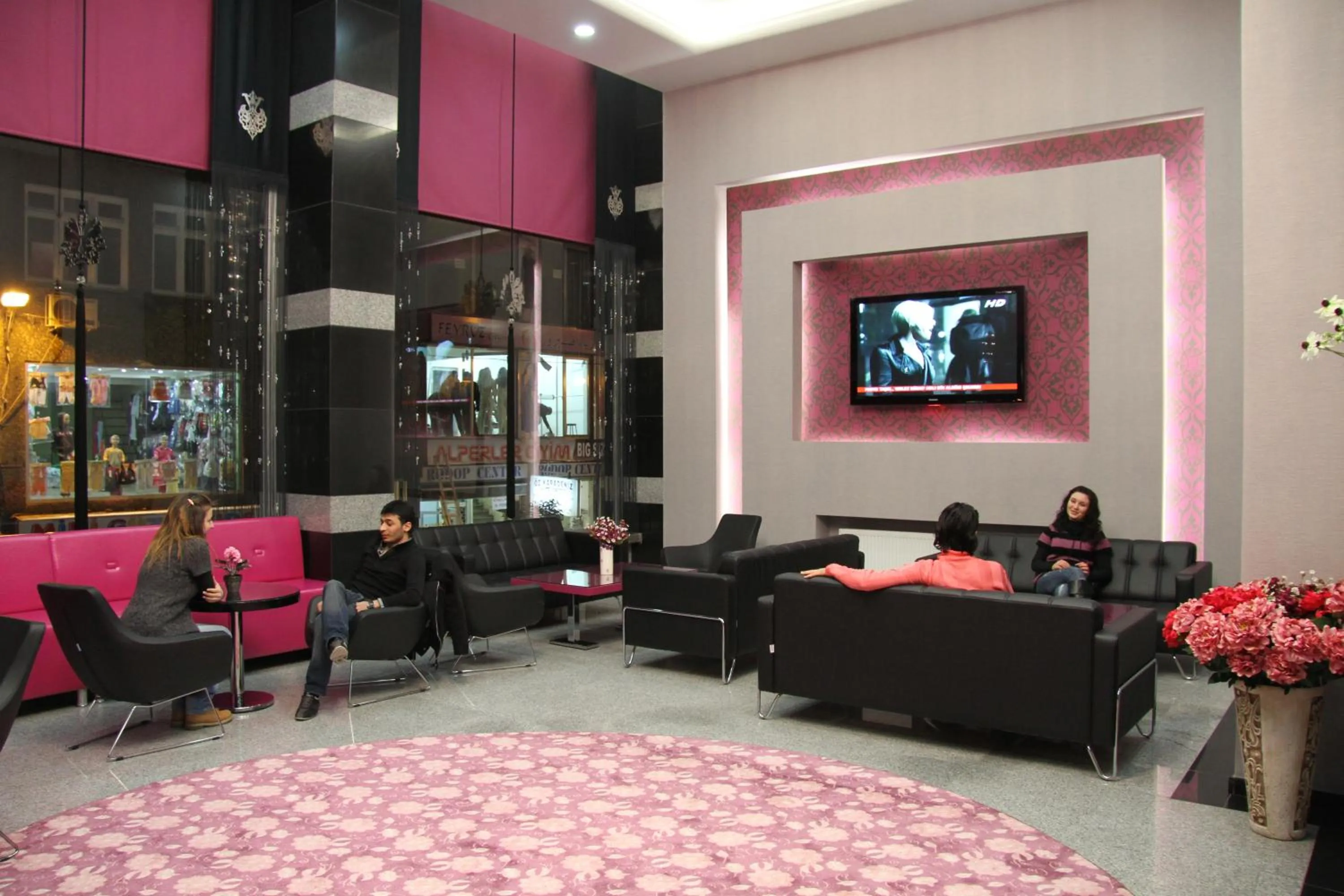 Lobby or reception in Solis Hotel