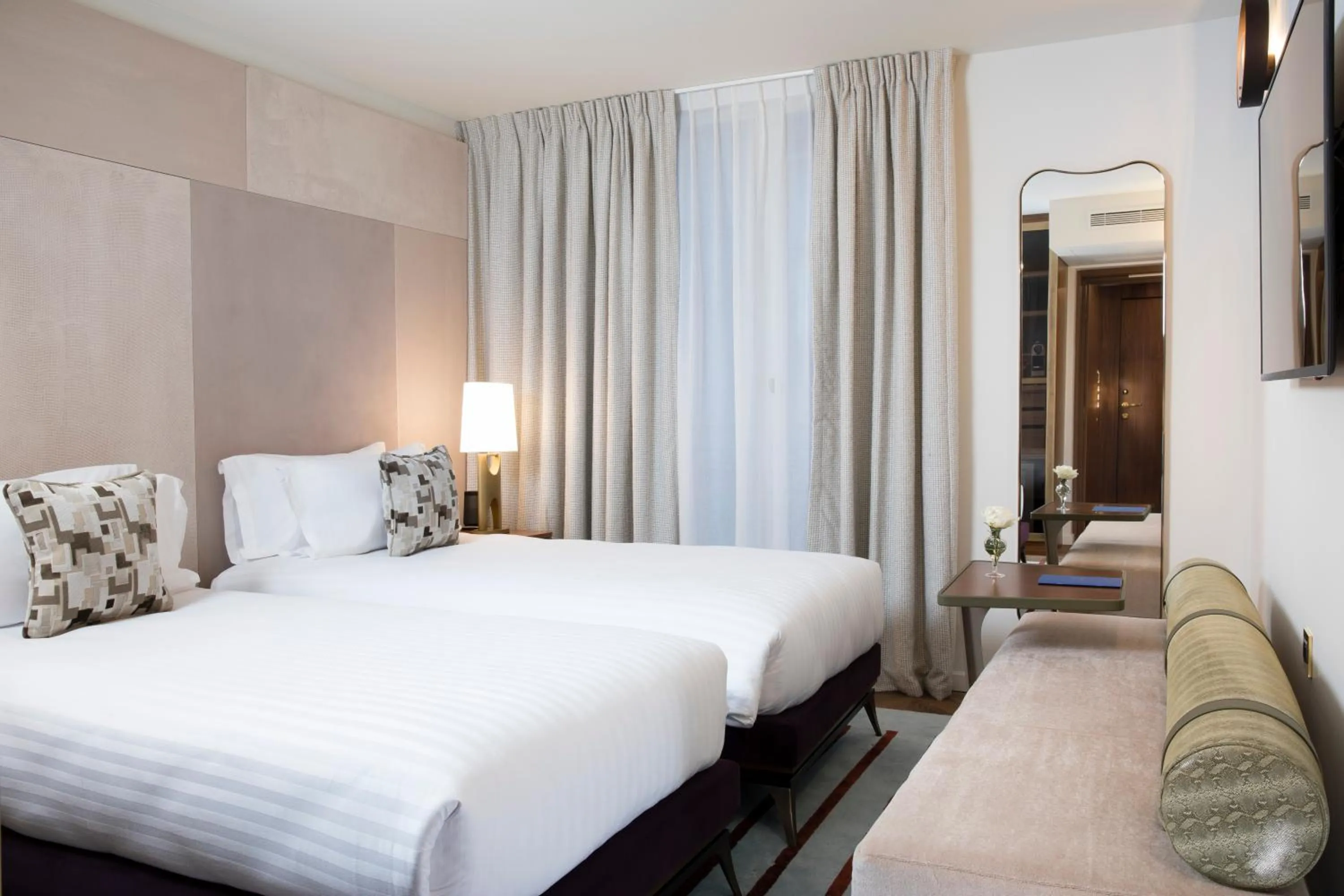 Bedroom, Bed in Maison Bréguet