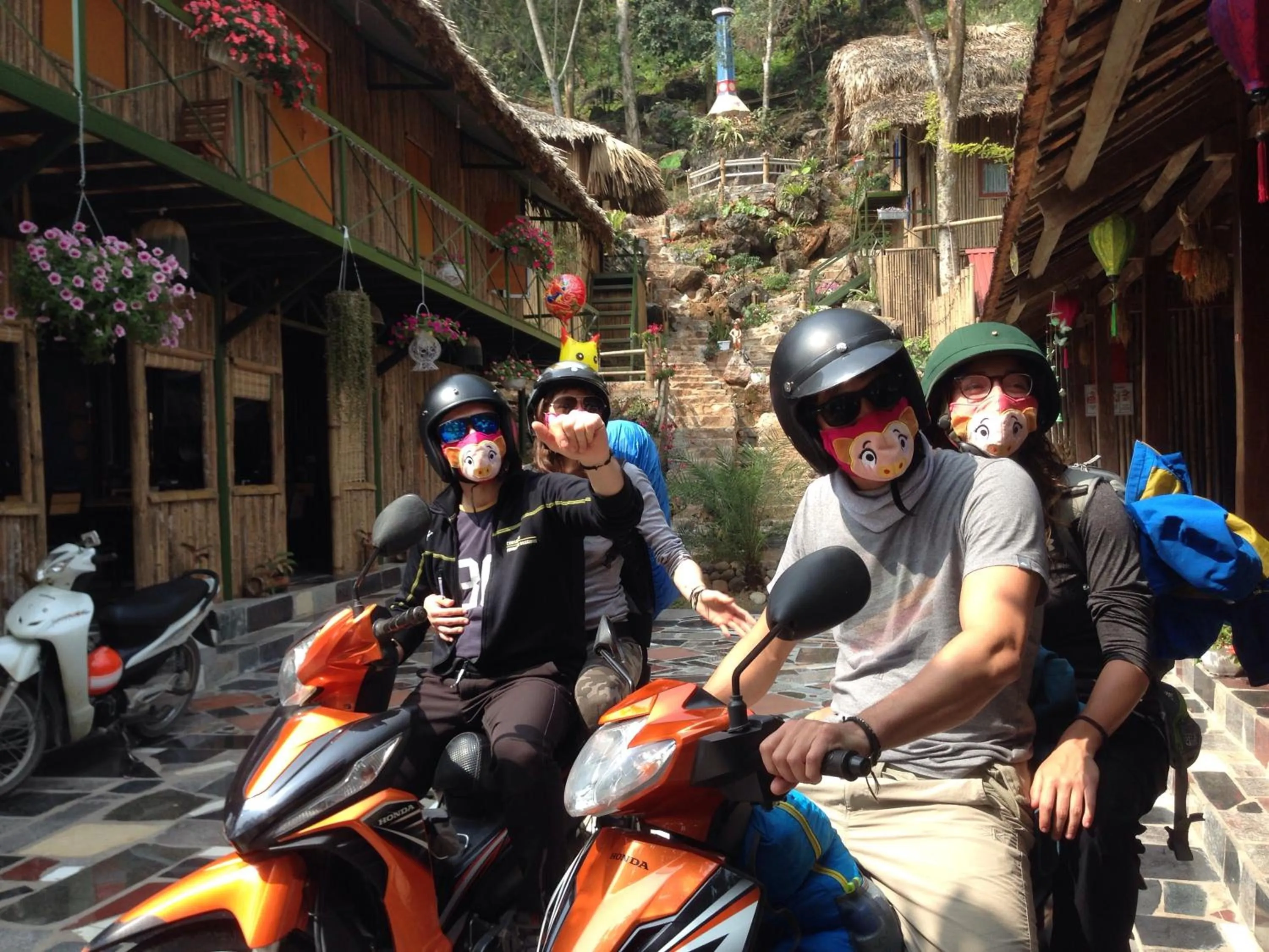 People in Green Hill Hostel & Tour