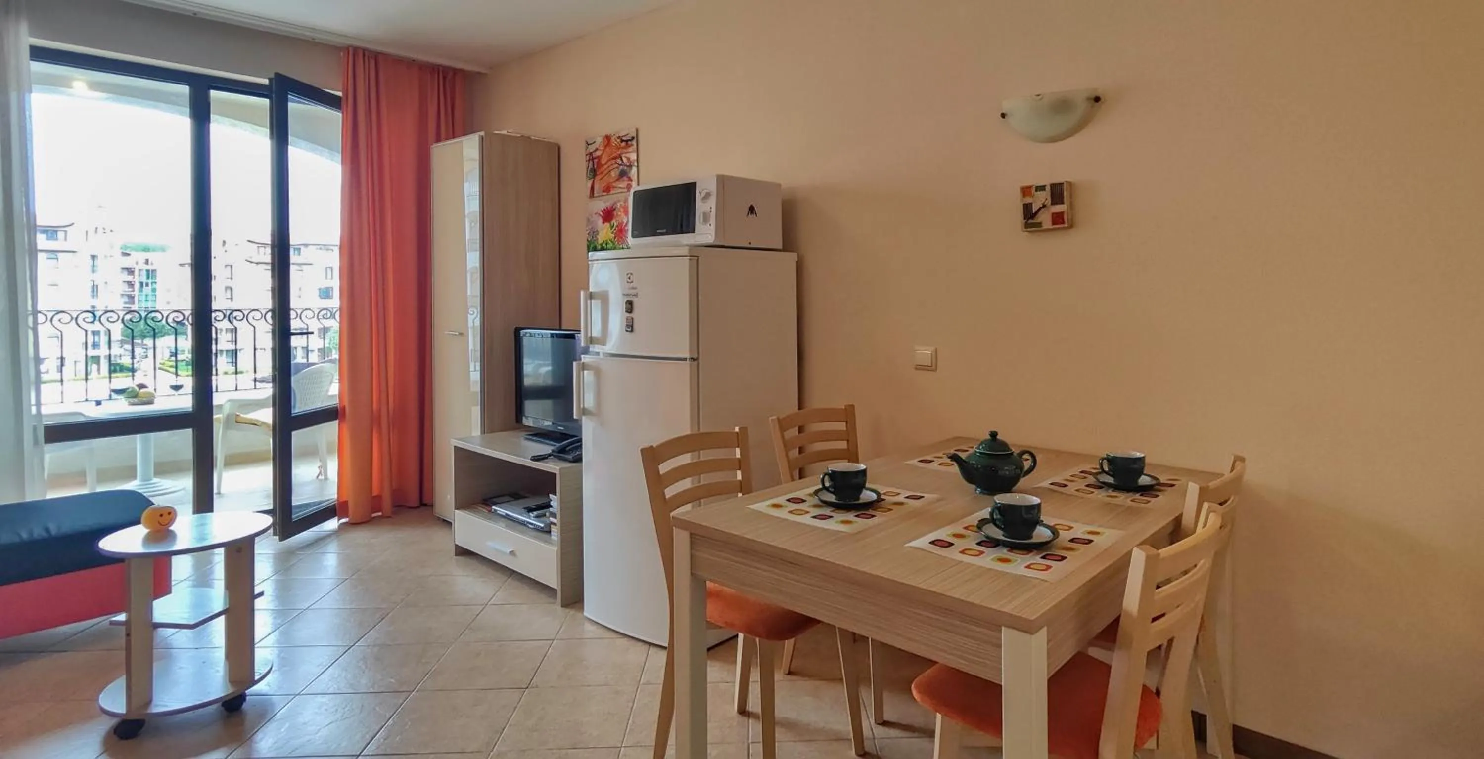 Living room in Royal Sun Apartments