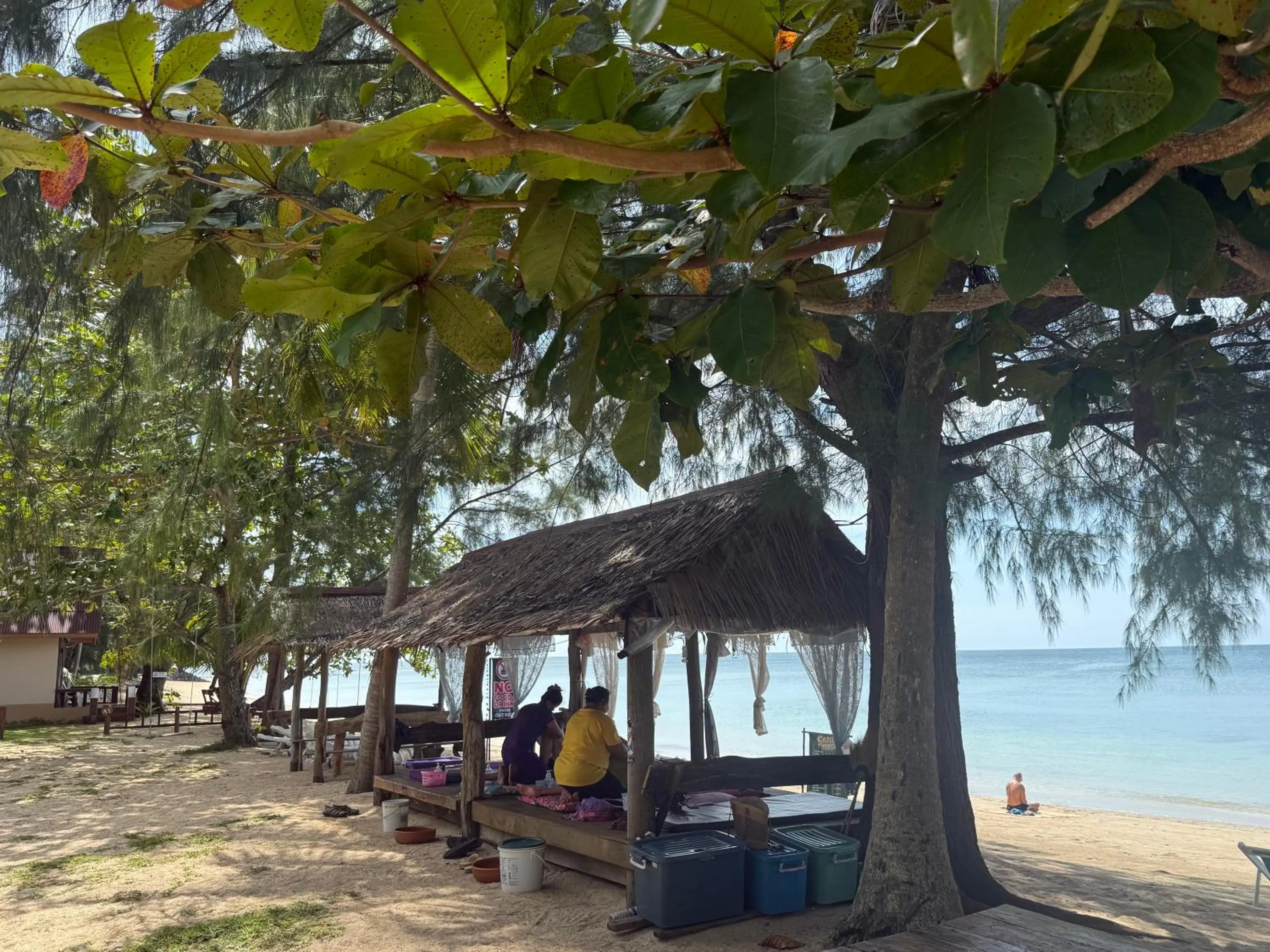 Massage in Season Bungalow