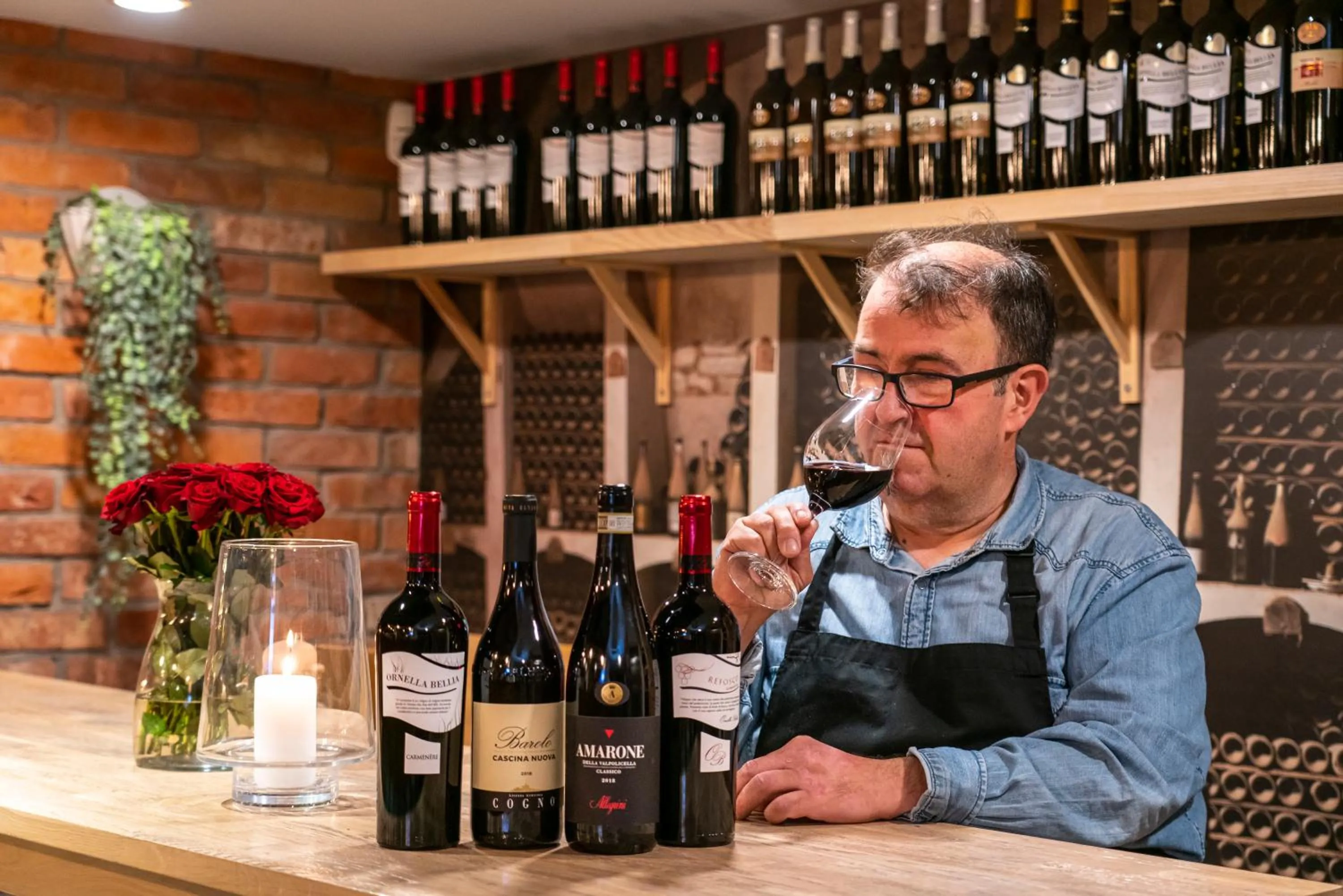 Restaurant/places to eat in Chrobry Apartamenty Gdańsk Grodzka 10