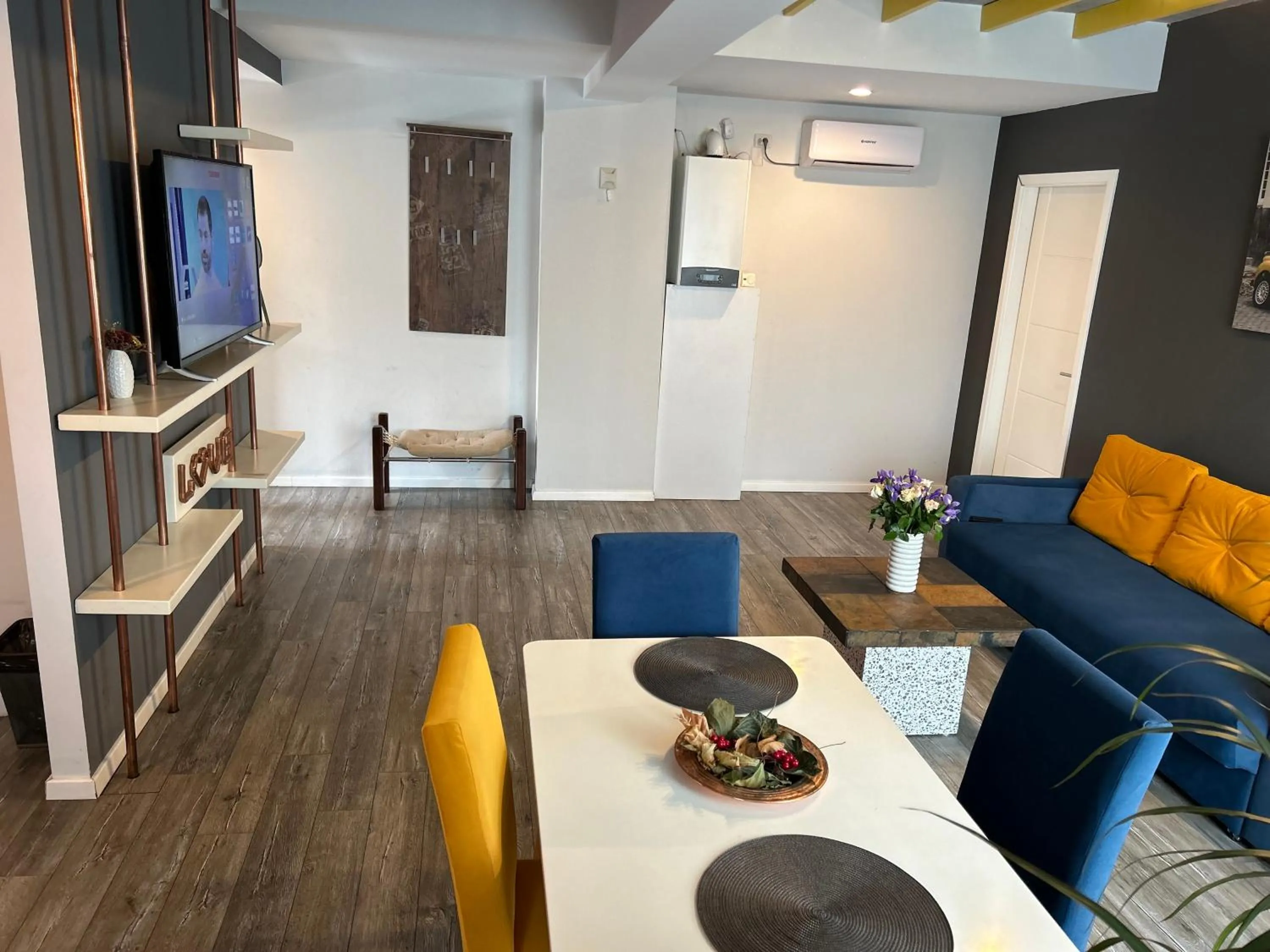 TV and multimedia in Teodoroiu nr. 5