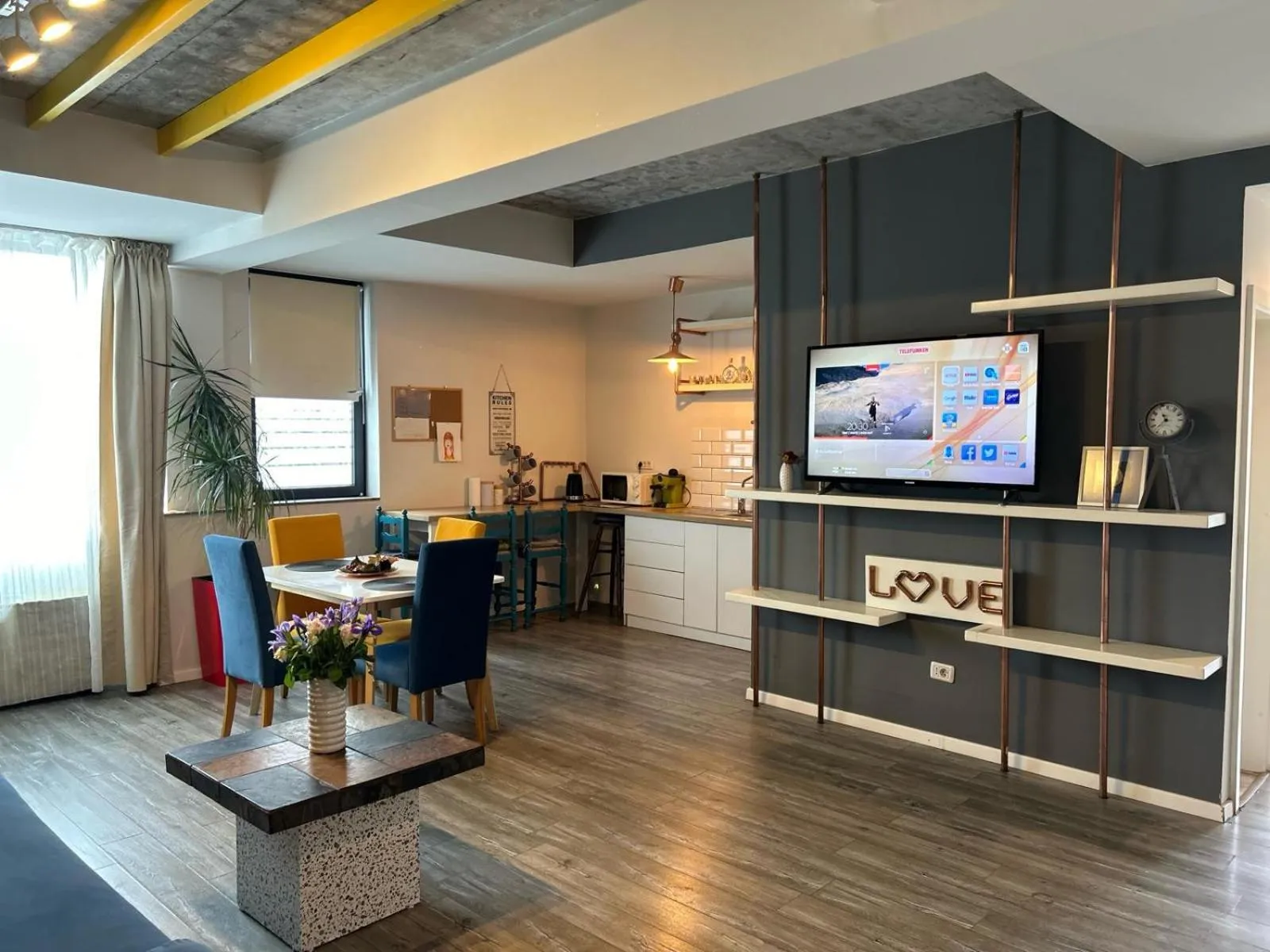 TV and multimedia in Teodoroiu nr. 5