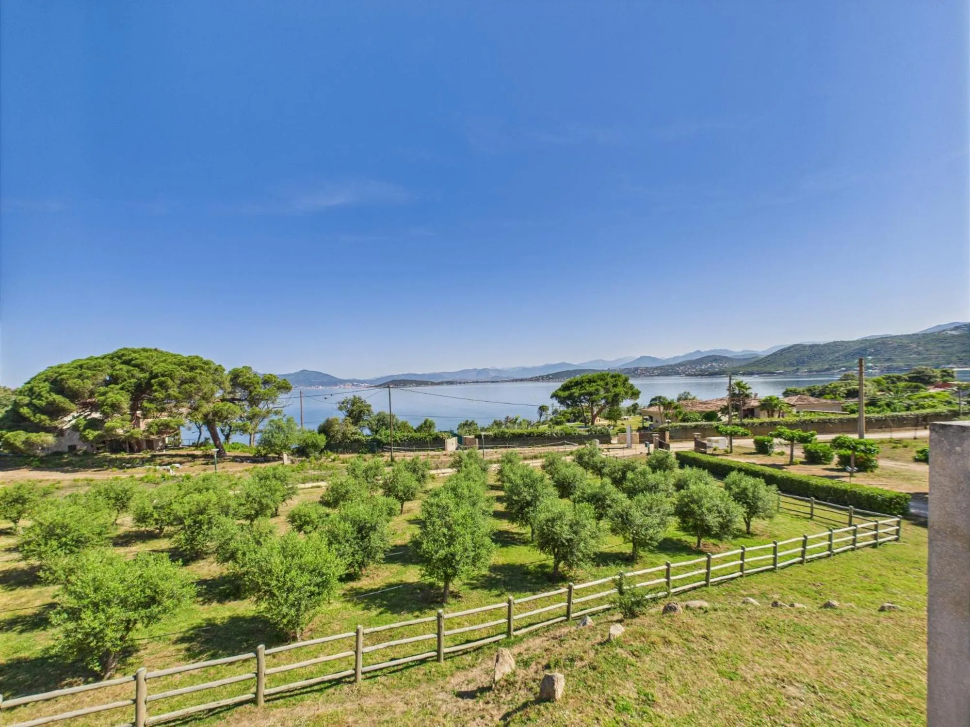 Sea view in Résidence Aigue Marine