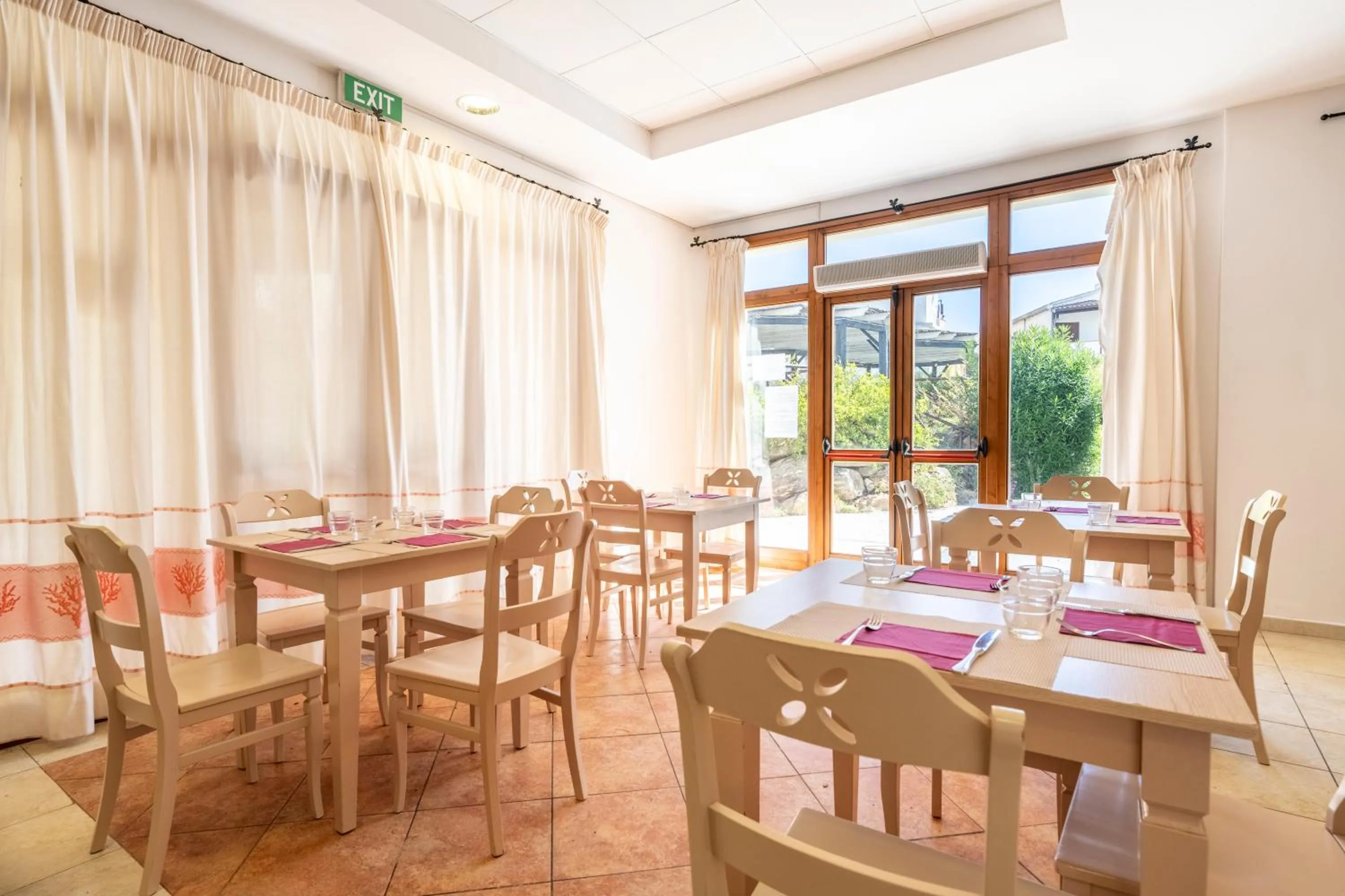 Restaurant/places to eat in Cala Della Torre Resort