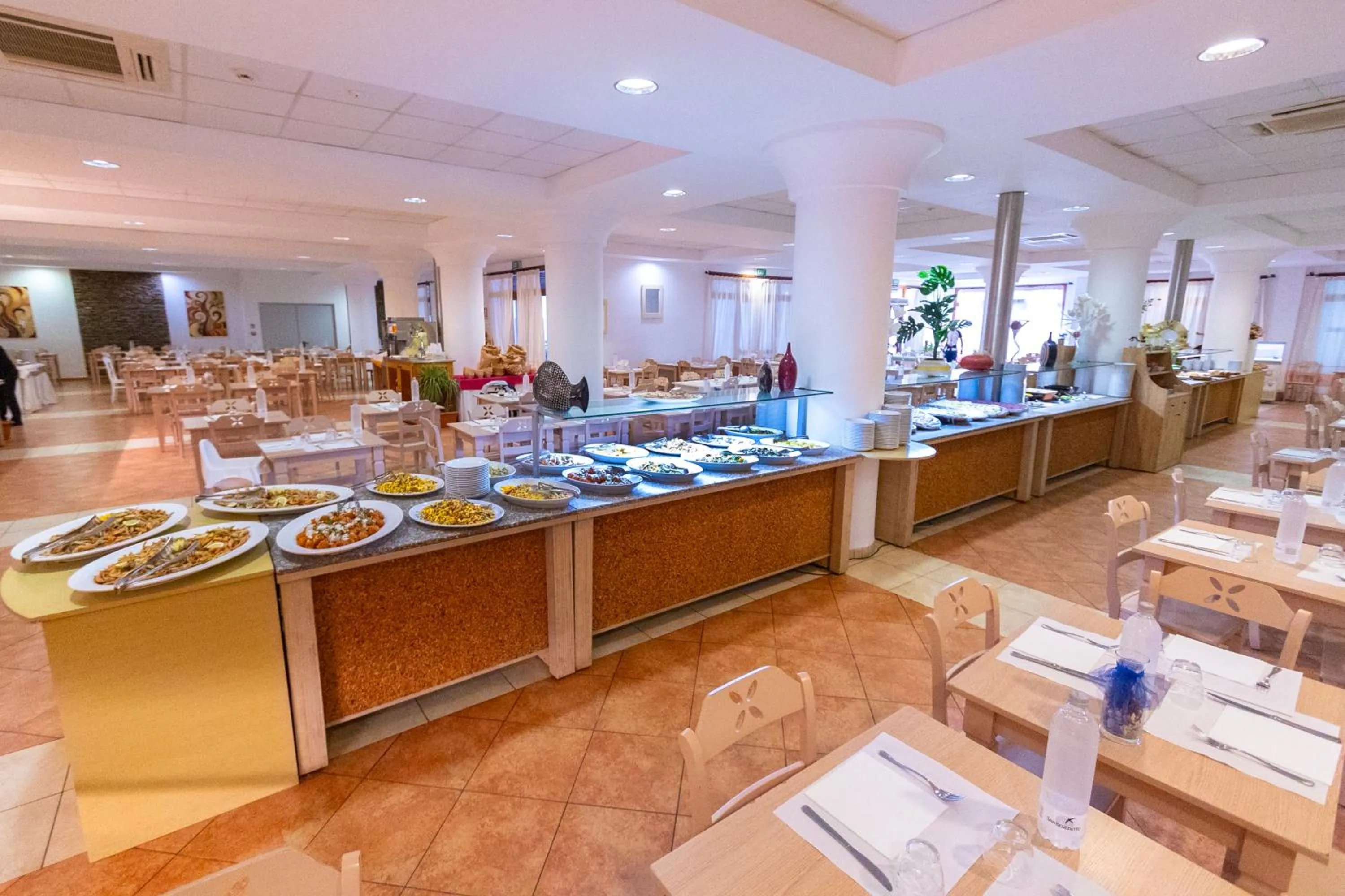 Restaurant/places to eat in Cala Della Torre Resort